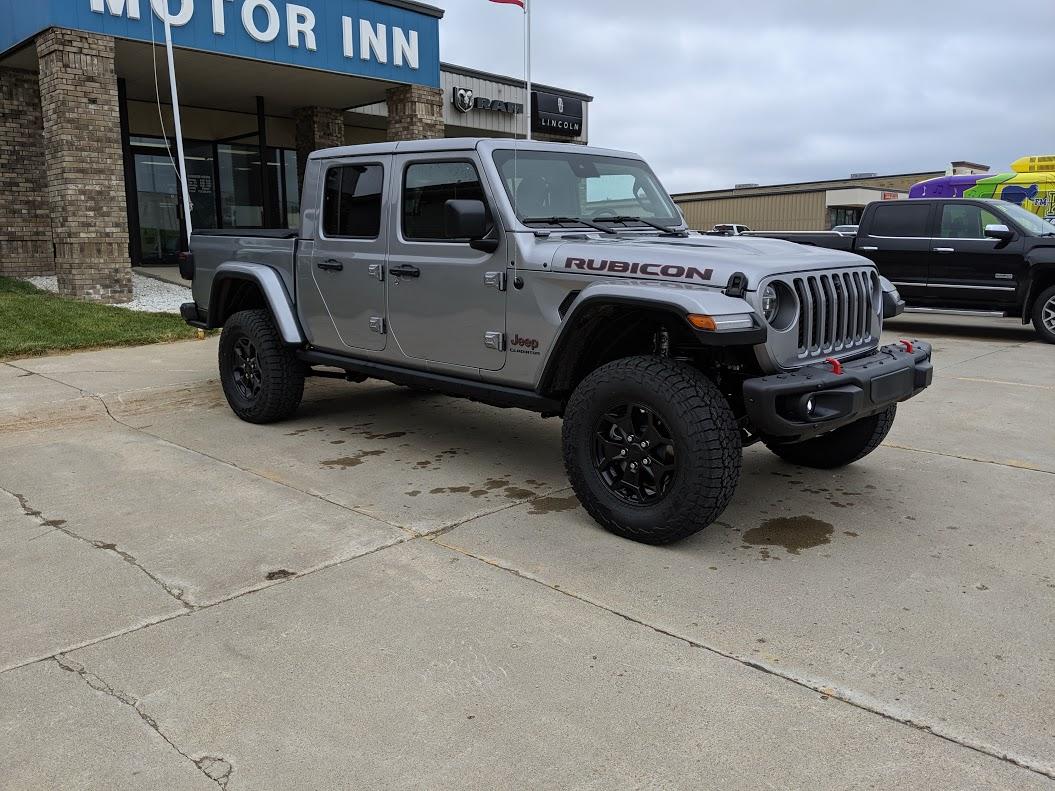 Jeep Gladiator LAUNCH EDITION Gladiator JT Club 0_v1gW-pkxwowuoWr5ubGQm-uB-90LA1XYw6DWlJZew_U_FGJ5JIYc2oIlNQ8a2yCdAt5kDOaqVRDeURa0=w1055-h791-no
