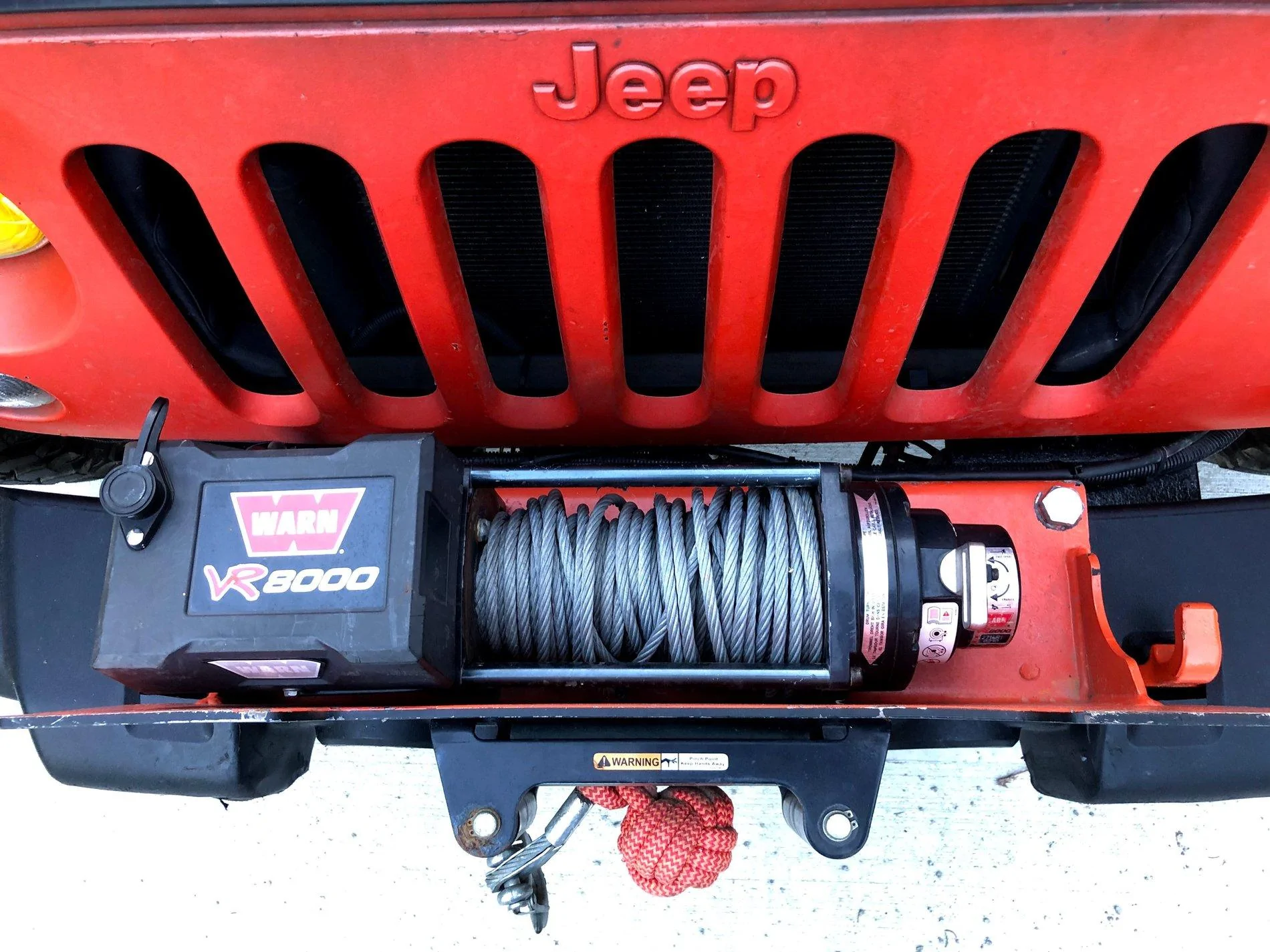 Jeep Gladiator Rubicon red bumper hooks 2D4129CA-FA50-41FB-AA04-15BCA0888CC5