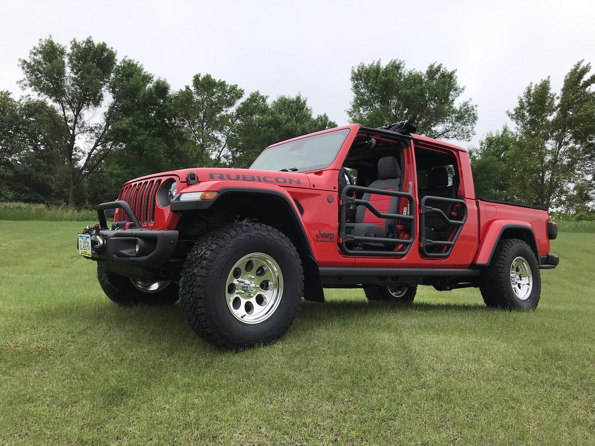 Jeep Gladiator Glad Grandpa Firecracker Red LE Build 896834D9-2665-46BD-B546-0A91A40A0F86