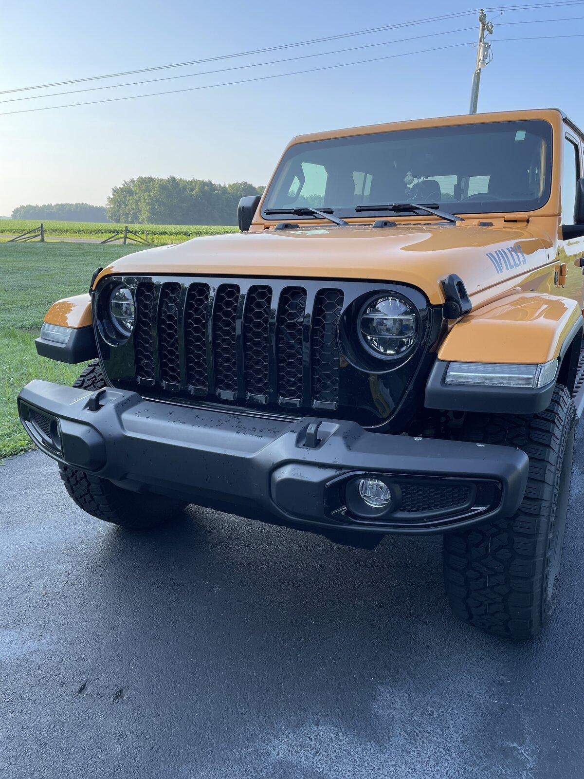 Jeep Gladiator GECKO GREEN Gladiator Club 3F741B8F-B424-4DF7-BB7B-DEB328223A8F
