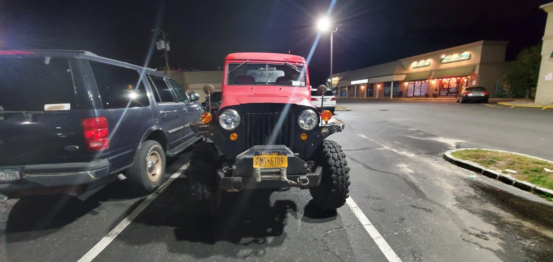 Jeep Gladiator So you want a 2 door V8 Jeep Truck? 20211005_213557