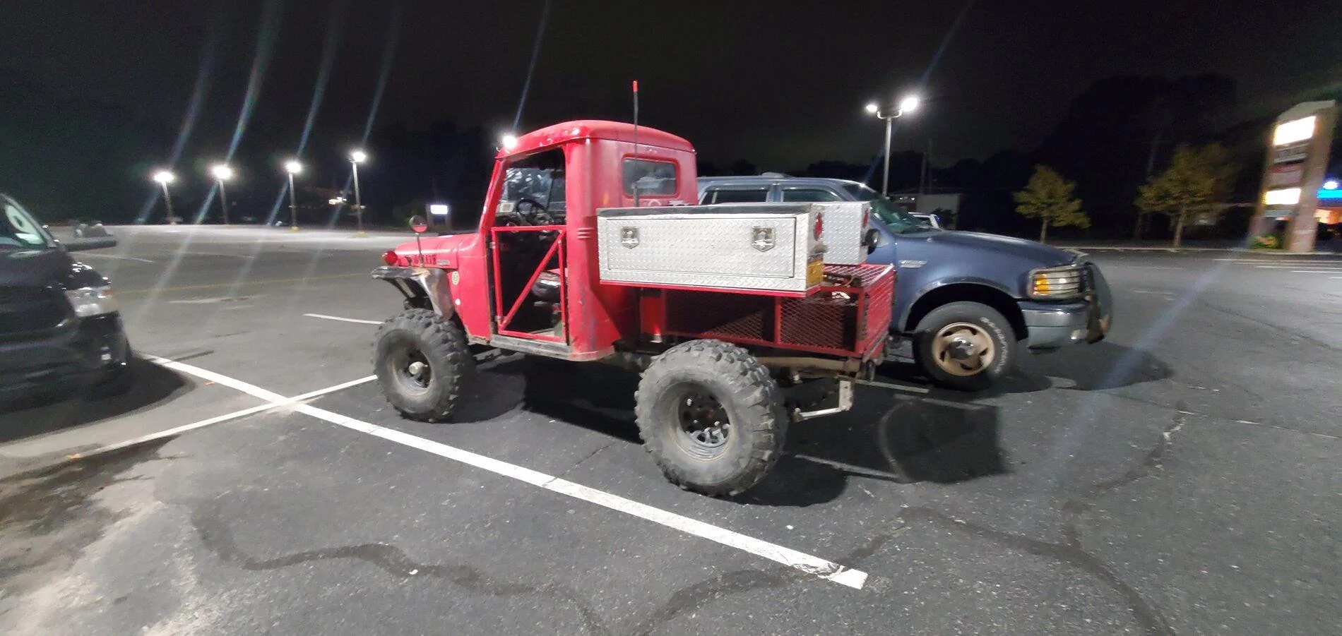 Jeep Gladiator So you want a 2 door V8 Jeep Truck? 20211005_213515