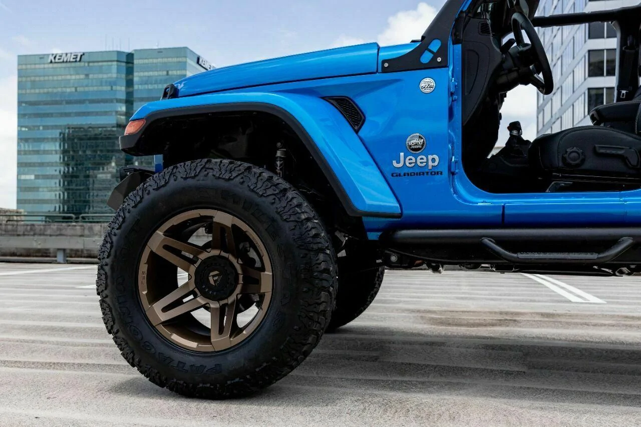 Jeep Gladiator Mojave Hood Swap for Sport Hood s-l1600