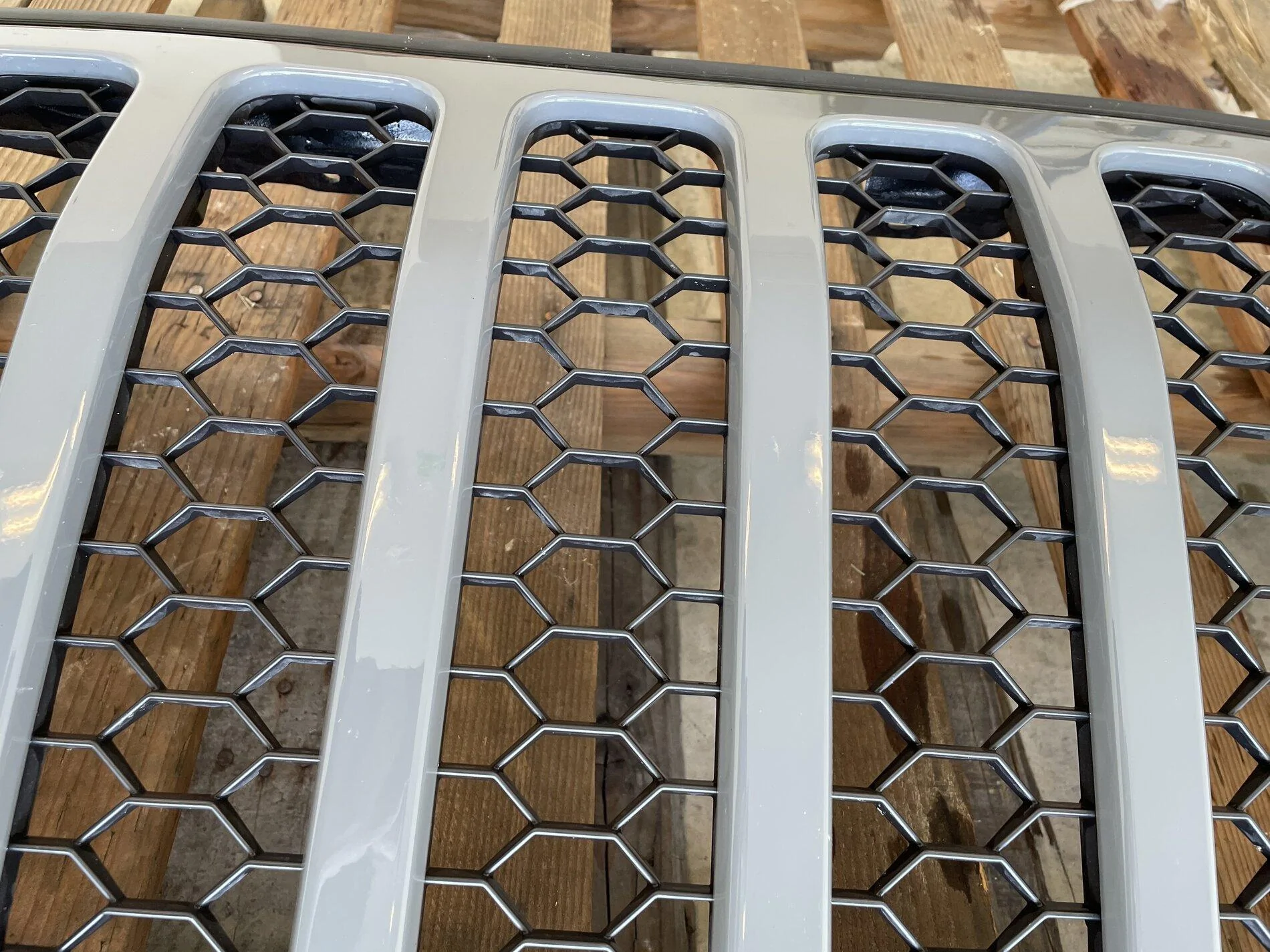 Jeep Gladiator Sting Gray Sport Grille 43728CBD-3A71-4391-BED4-6D3F00FC851D