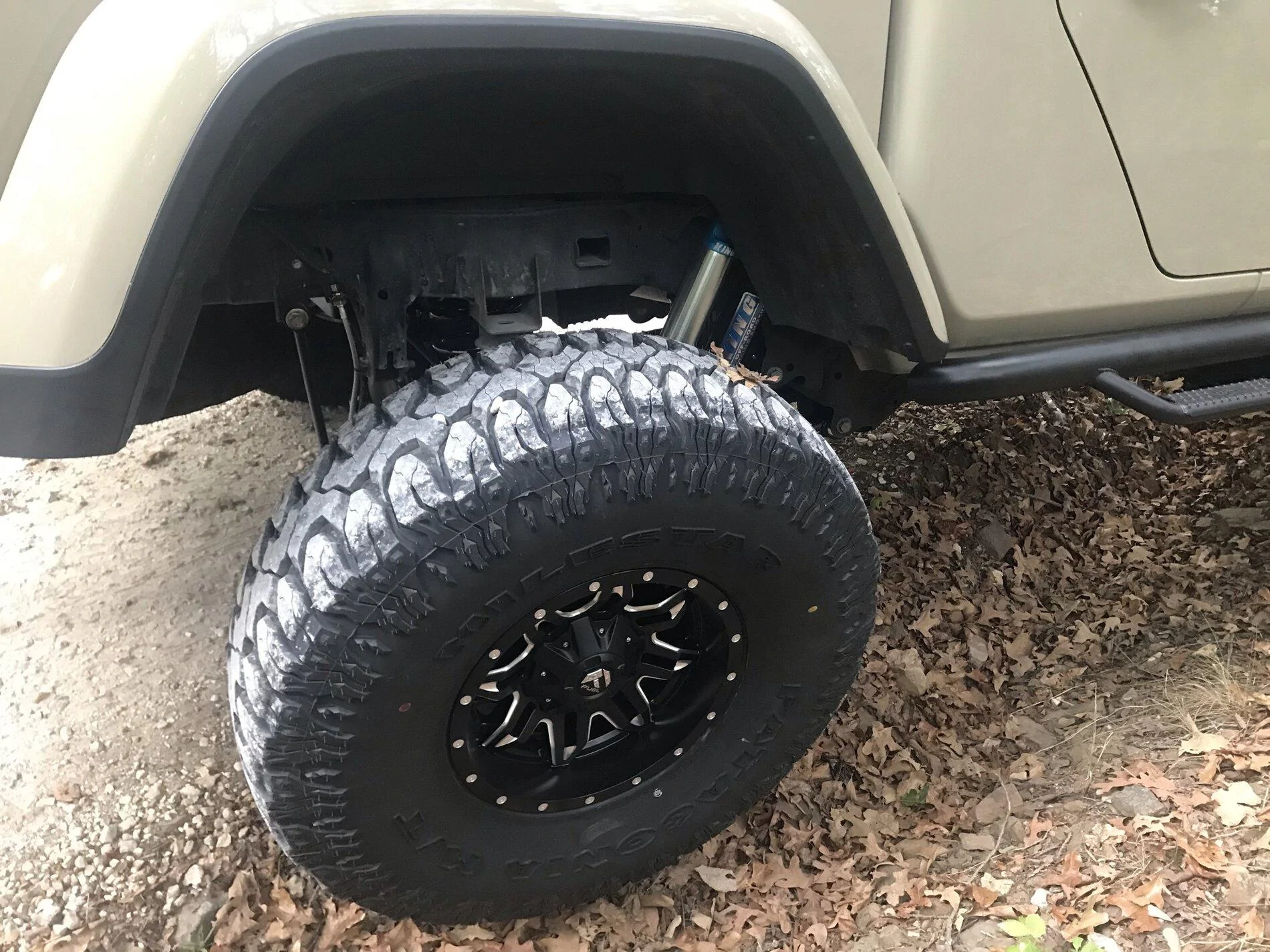 Jeep Gladiator Lets see all those Gladiators with lifts and bigger tires! CA27B234-3FE1-4B9D-BA8A-05EDAF33B616