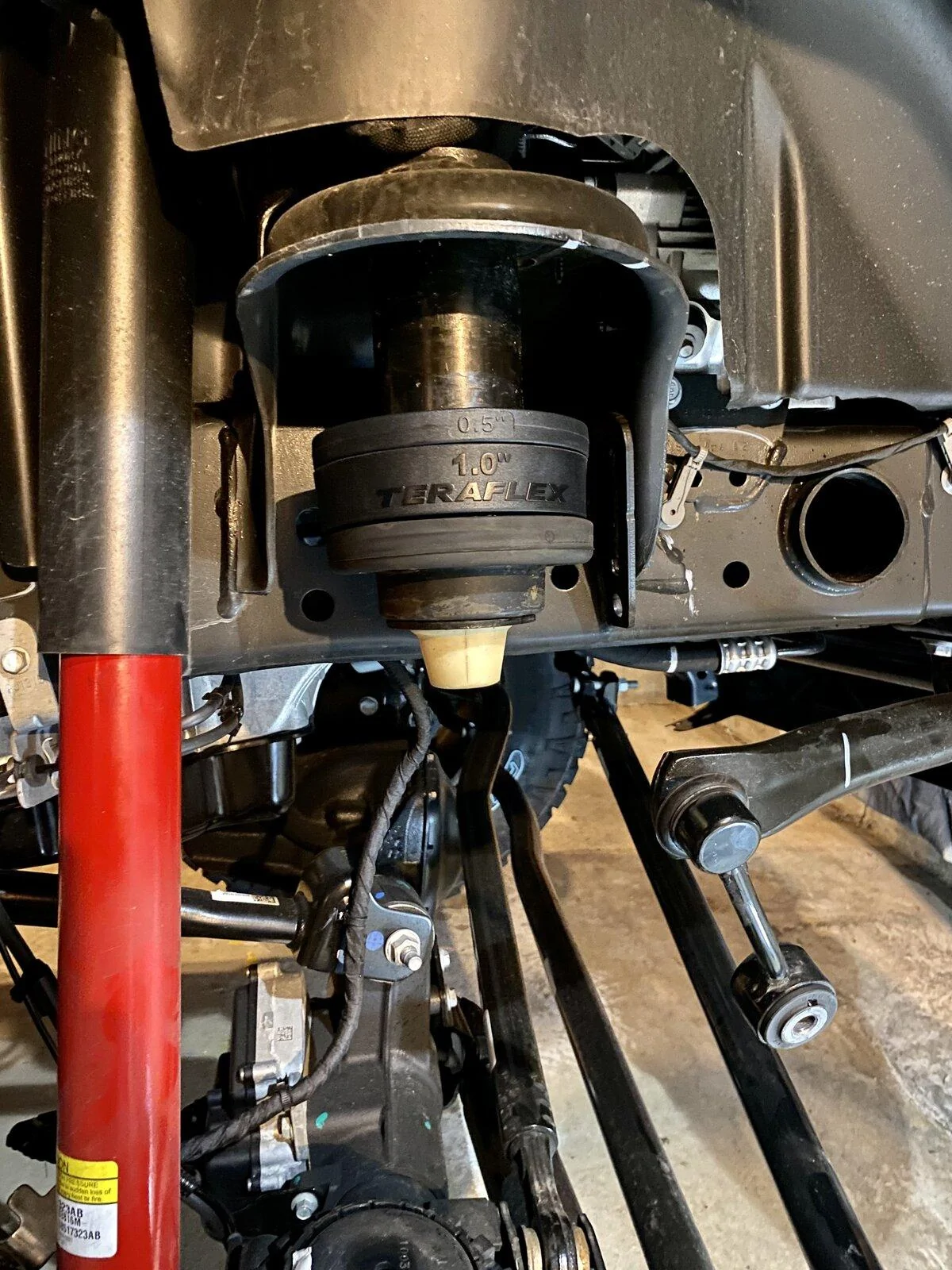 Jeep Gladiator First timer bottle and floor jack question for installing lift kit 28DAF591-F6D7-4A3C-8CF7-AE37865B374A