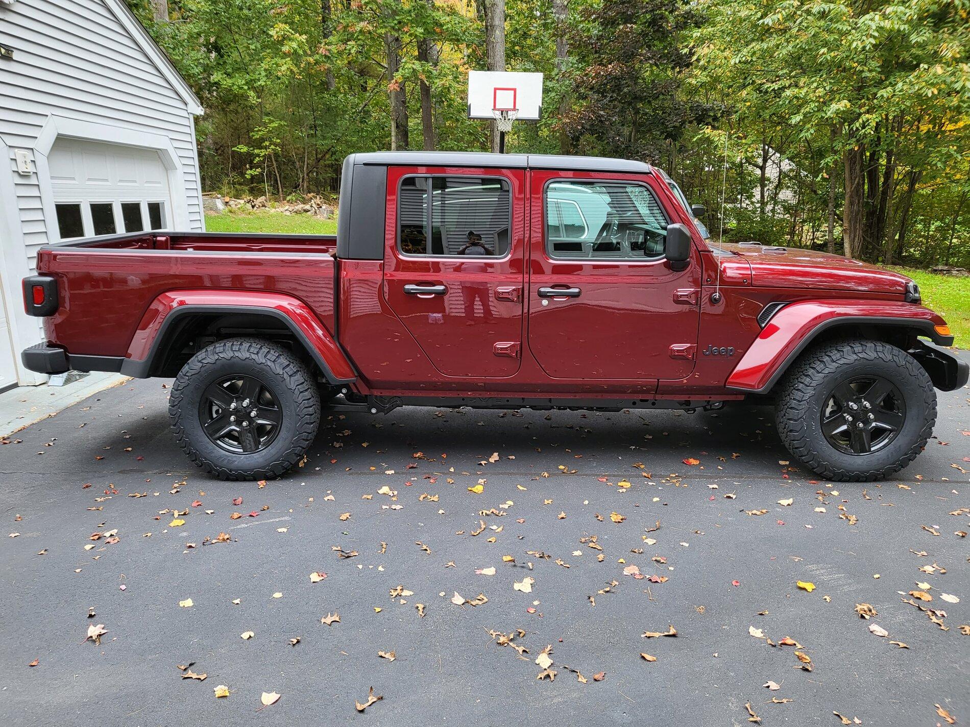 Jeep Gladiator Took Delivery of Your JT? Sign in Here! 20211009_150513
