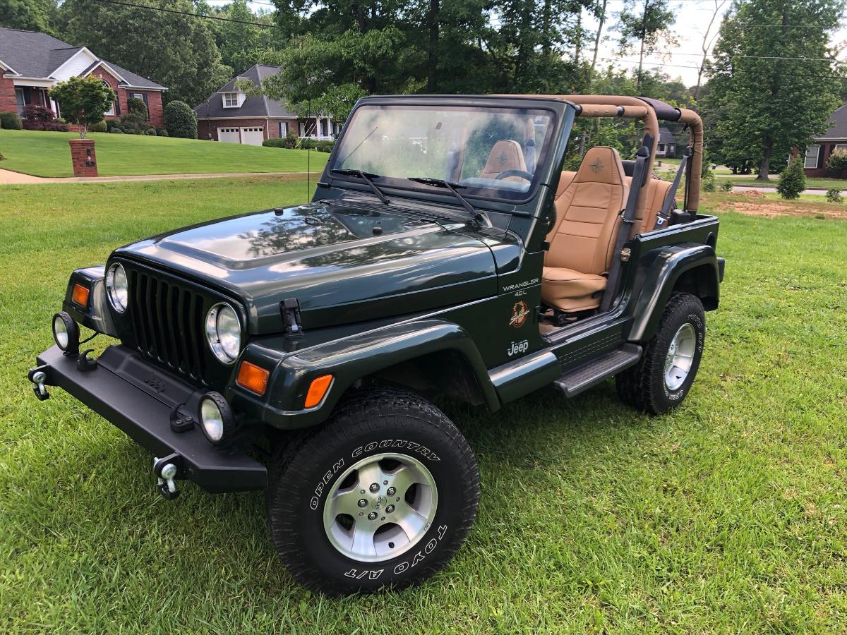 Jeep Gladiator What was your favorite Jeep (other than the JT)? IMG_0430sm