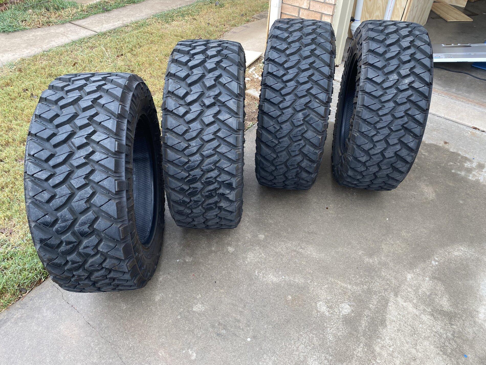 Jeep Gladiator WTS 35 X 12.5 R 20 Nitto Trail Grapplers C34BE6C6-1871-4714-9199-545D91387EA2