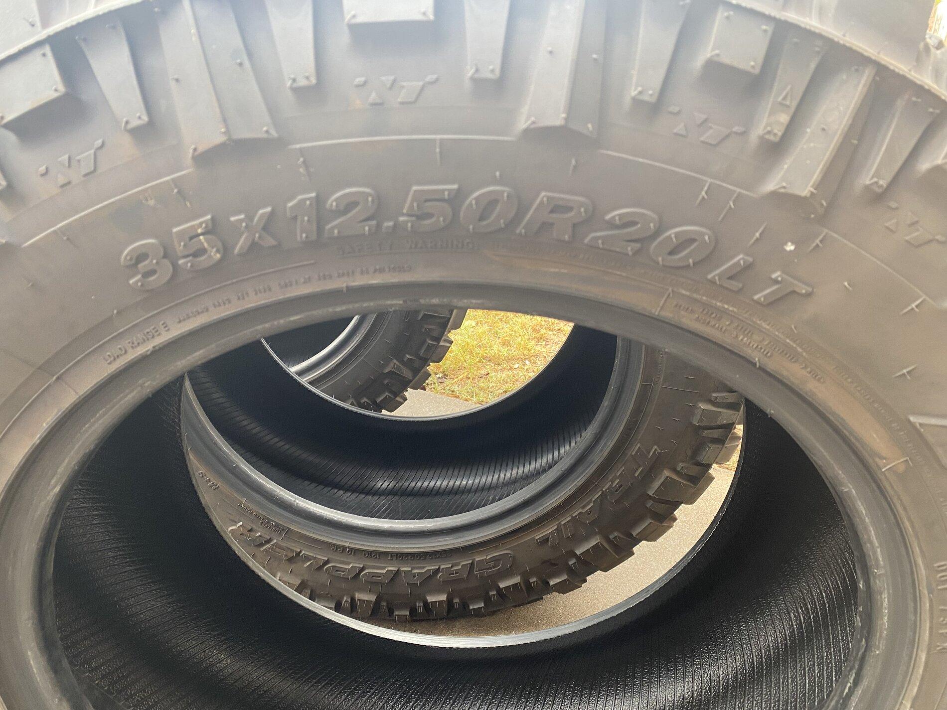 Jeep Gladiator WTS 35 X 12.5 R 20 Nitto Trail Grapplers FB6CFAEE-653B-4B6F-944C-B65AAA7DFAF3