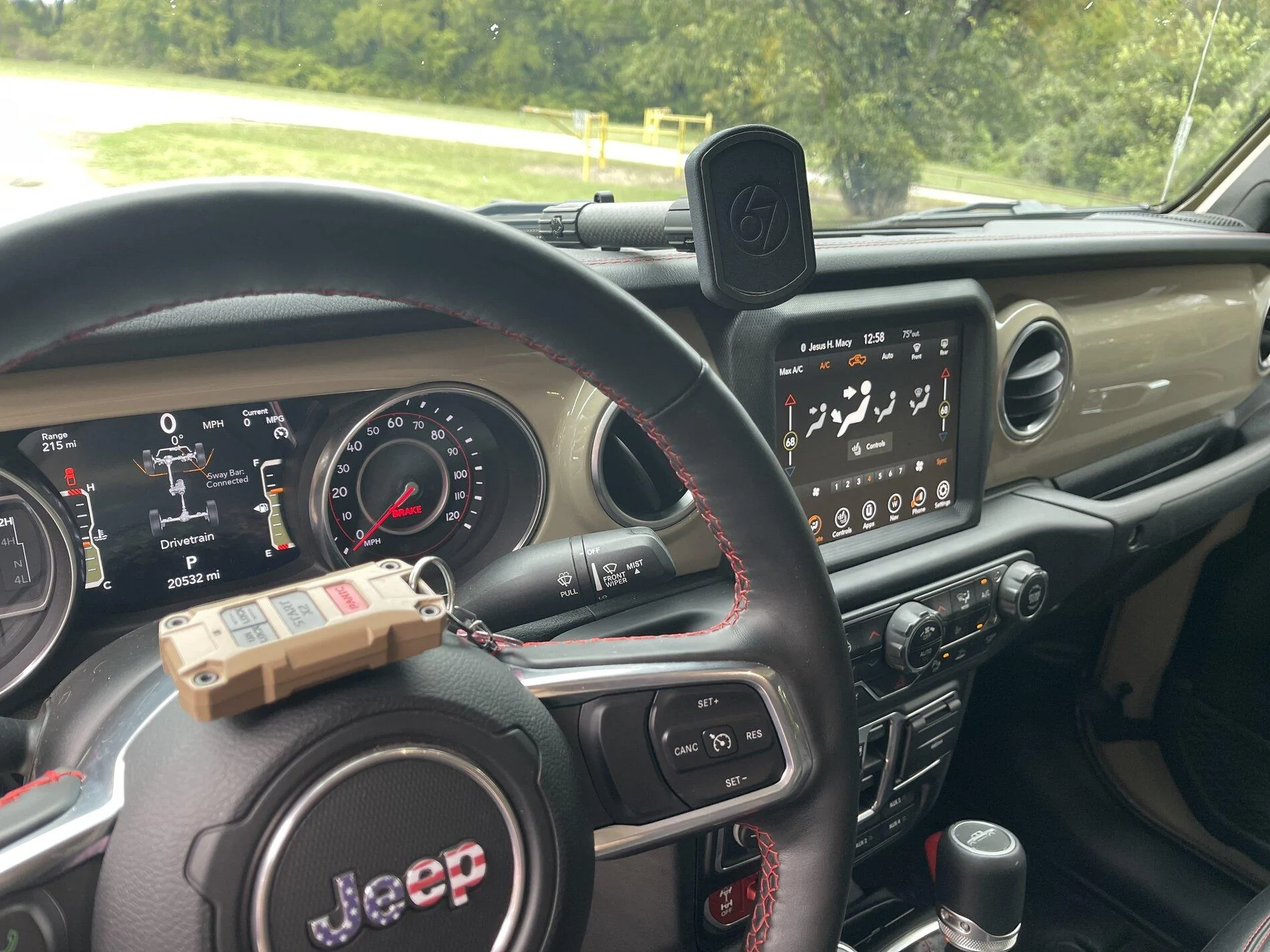 Jeep Gladiator 2020 Jeep Gladiator Rubicon + Extras D725D847-D0E7-4A84-B6FD-C3835838DD7C