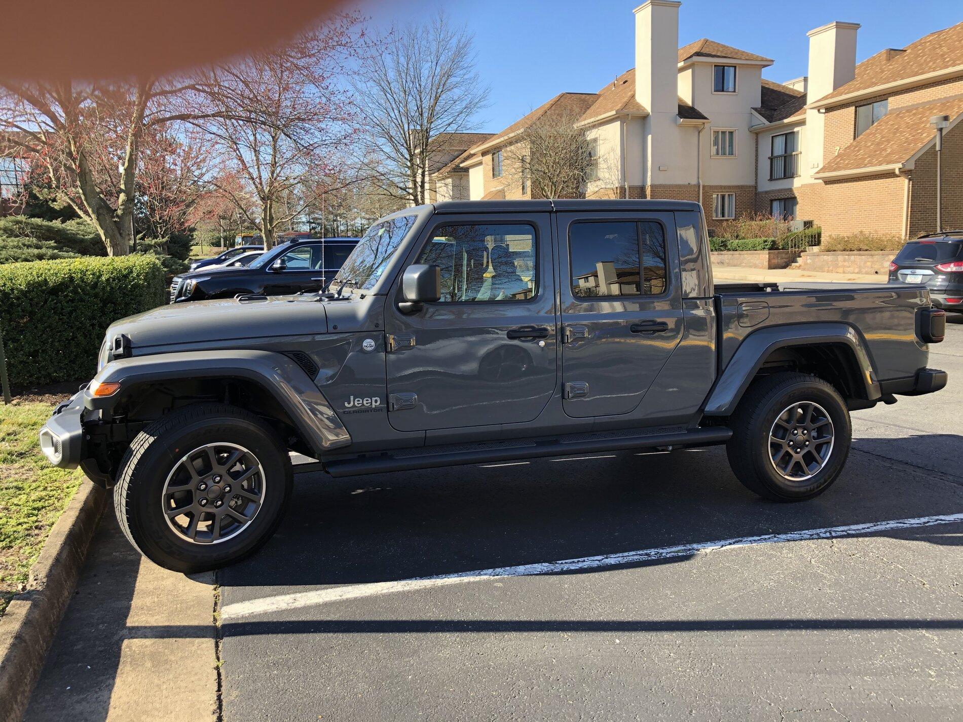 Jeep Gladiator What was your ride before the JT? IMG_4043.JPG