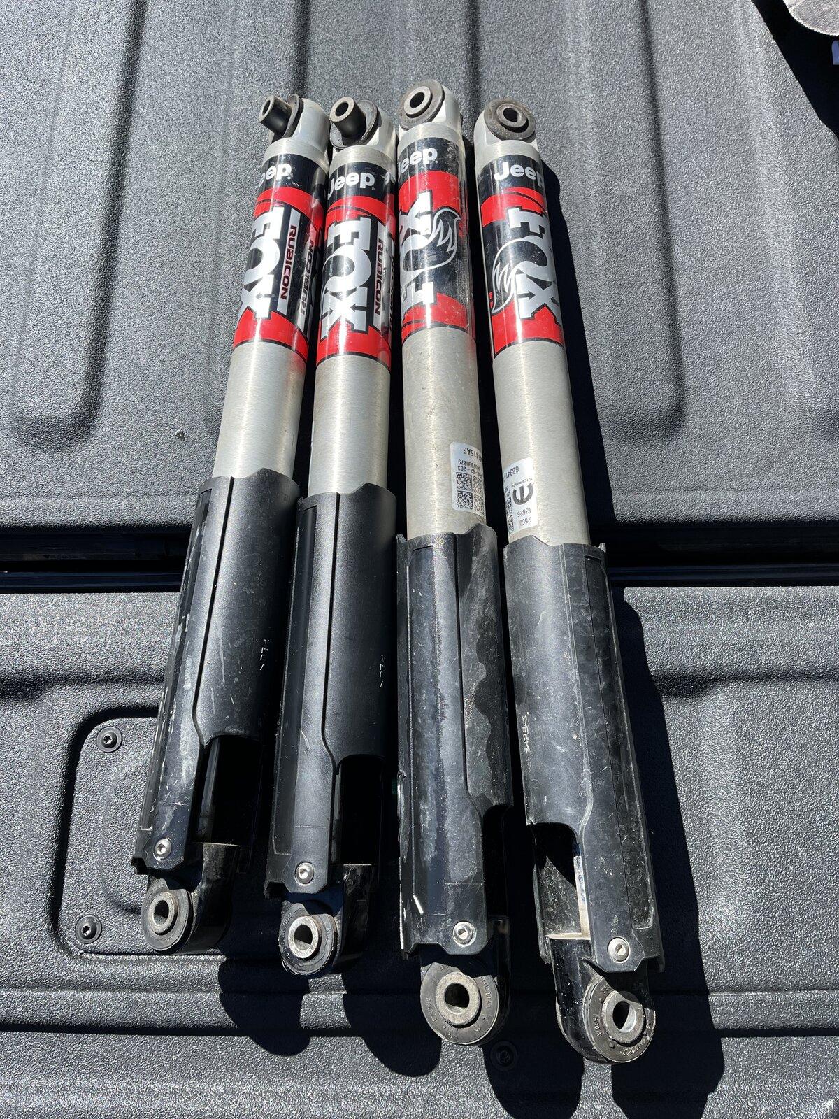 Jeep Gladiator 2021 Rubicon Shocks 5B163718-D2A9-4CD6-8779-3DB9BE6AC78C