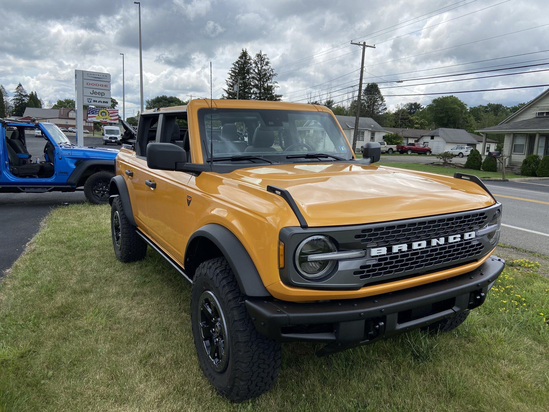 Jeep Gladiator Current opinion of the Bronco? D1DC1FBF-6F86-4806-90F7-3B7DCEA4AD79