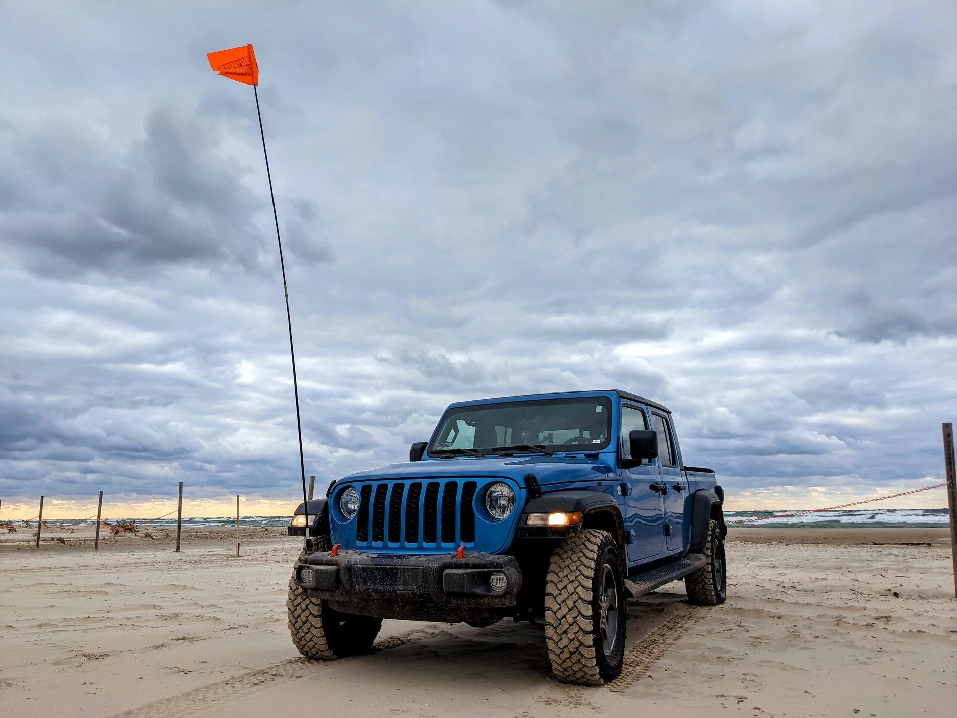 Jeep Gladiator Freedom Edition PXL_20211016_201741102.NIGHT~2