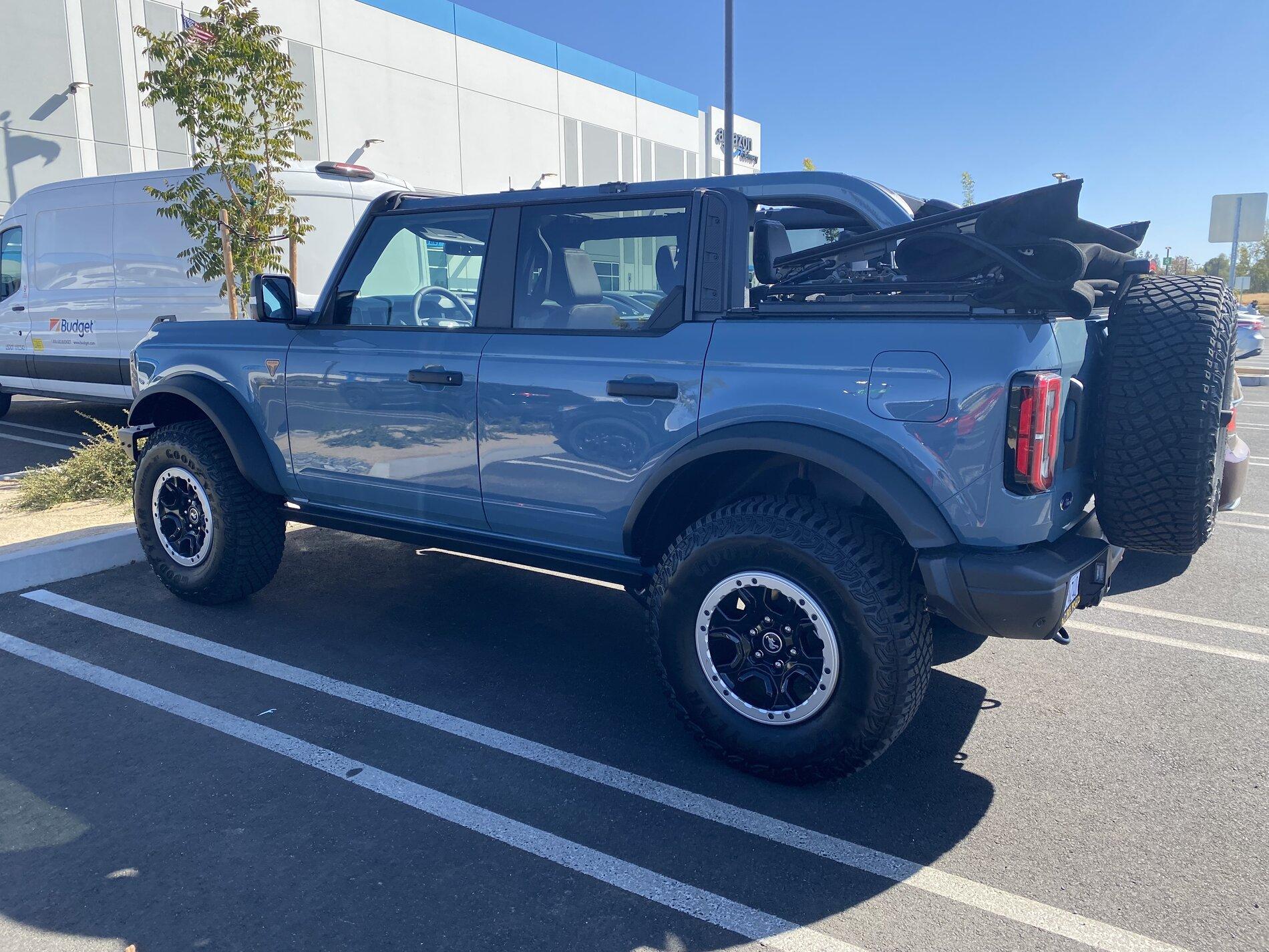 Jeep Gladiator Current opinion of the Bronco? 70109CDE-7311-4521-A49C-4696C647E6D9