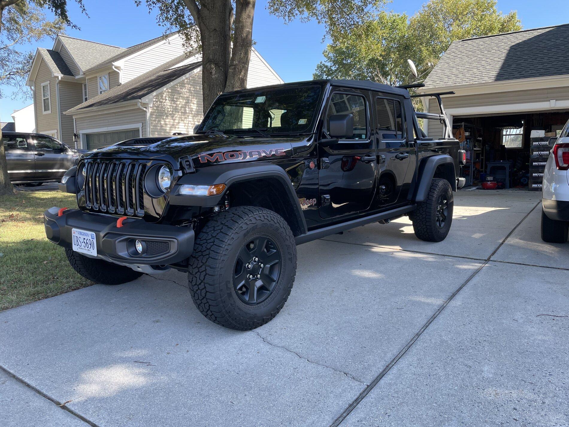 Jeep Gladiator OEM Mojave Wheels and AT Tires 1A04AA45-E424-4574-B080-5A9DD3B6D8B4