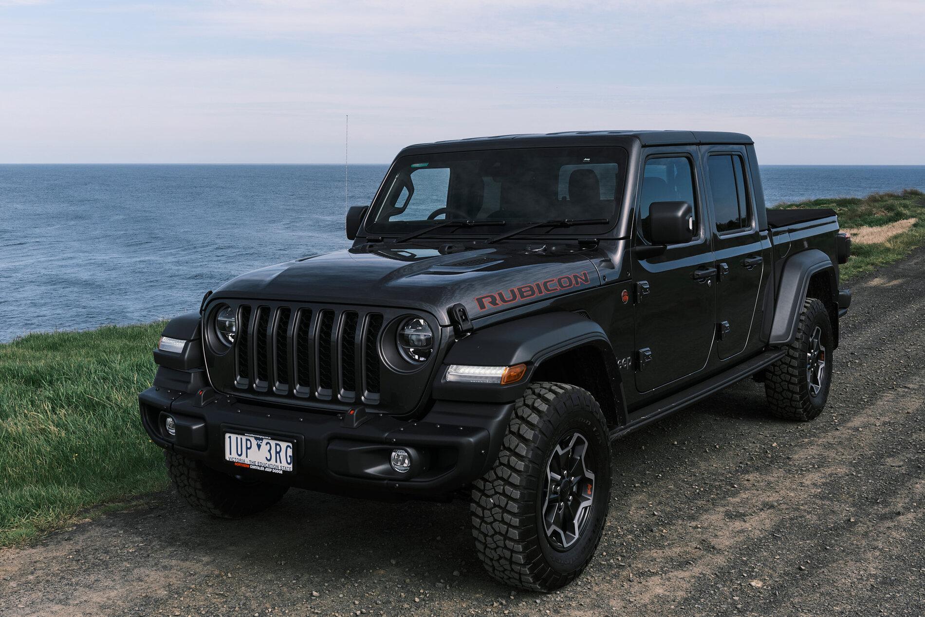 Jeep Gladiator Took Delivery of Your JT? Sign in Here! DSCF1391_1