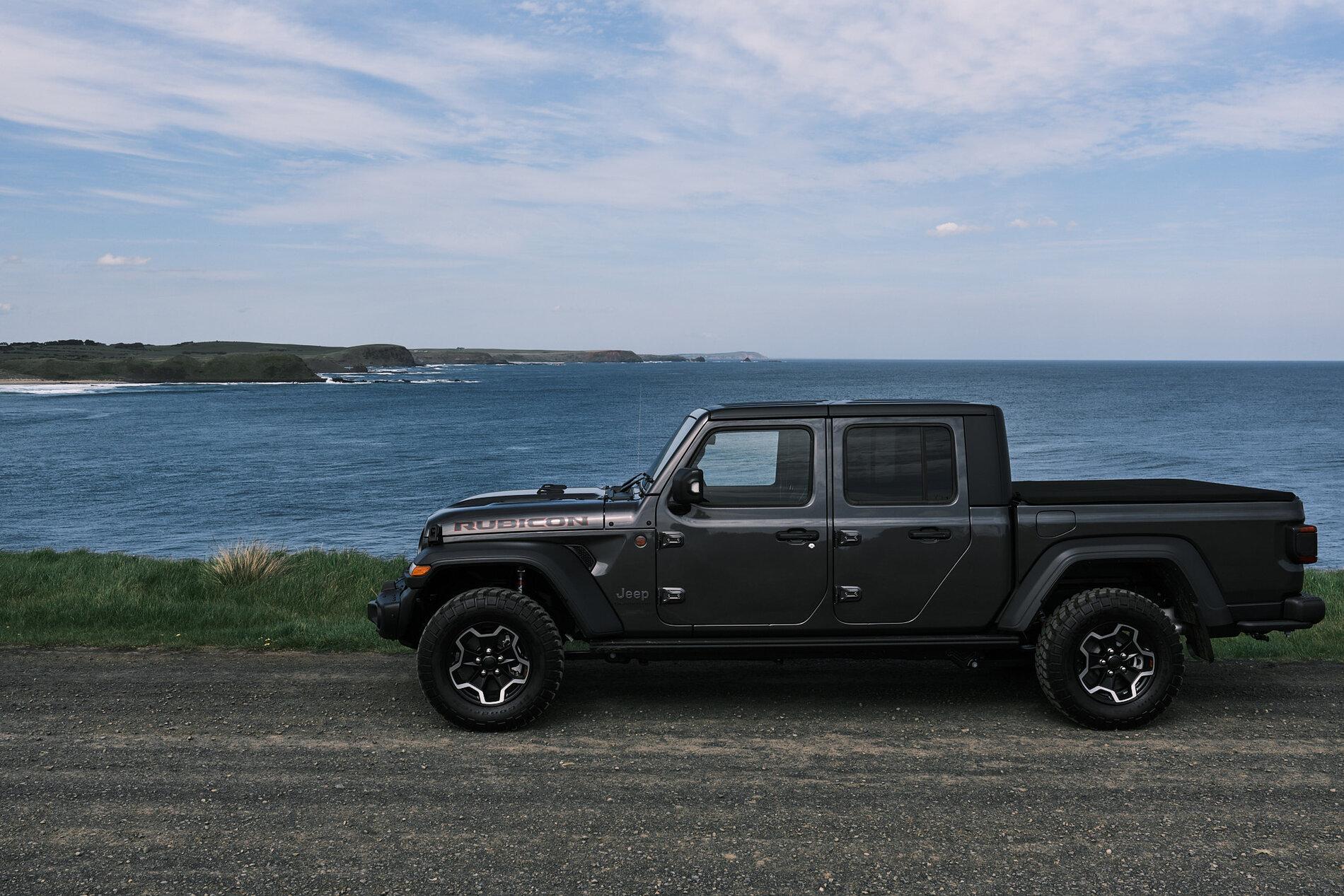 Jeep Gladiator Took Delivery of Your JT? Sign in Here! DSCF1390