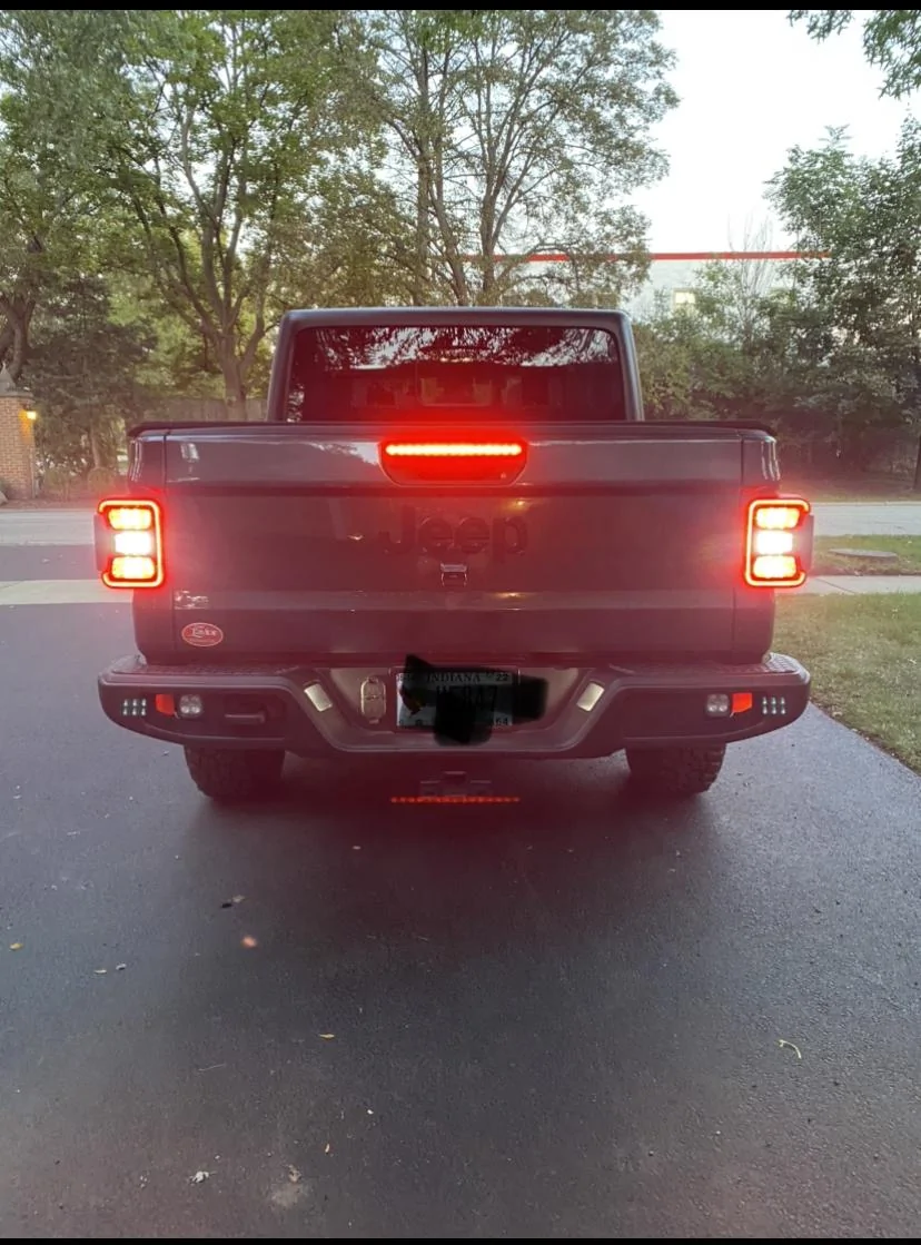 Jeep Gladiator Cowl lights AD801C68-84AE-41A6-9633-9781F92196FC