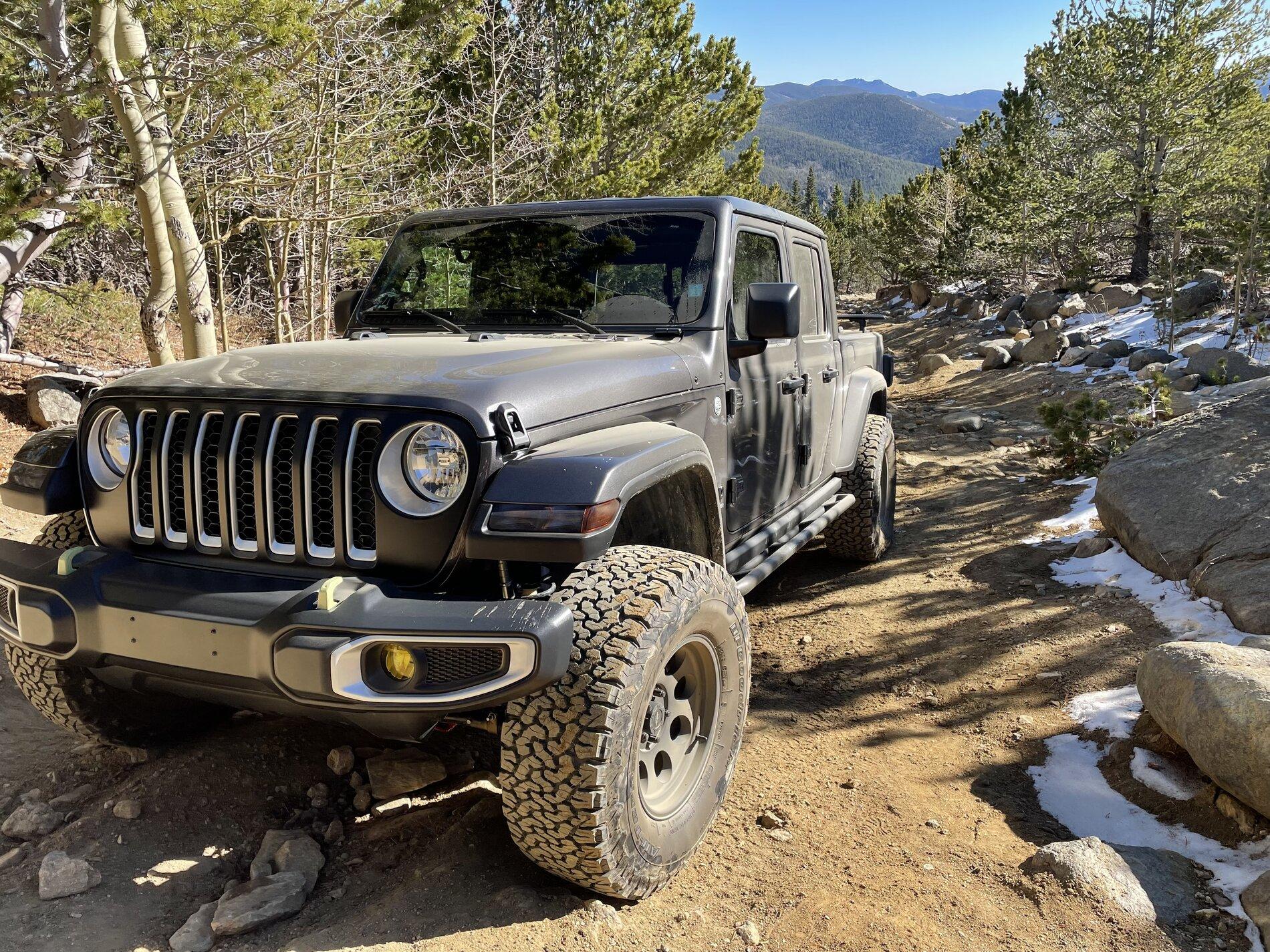 Jeep Gladiator Gladiator Glamour Shots 9FB4327D-1521-4903-8531-BDD5C717D519