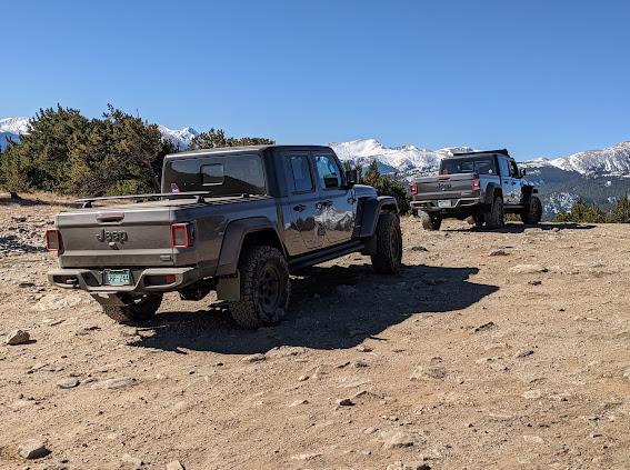 Jeep Gladiator Gladiator Glamour Shots 0773D2ED-A0F7-4625-9D73-DA1DA0F528A7