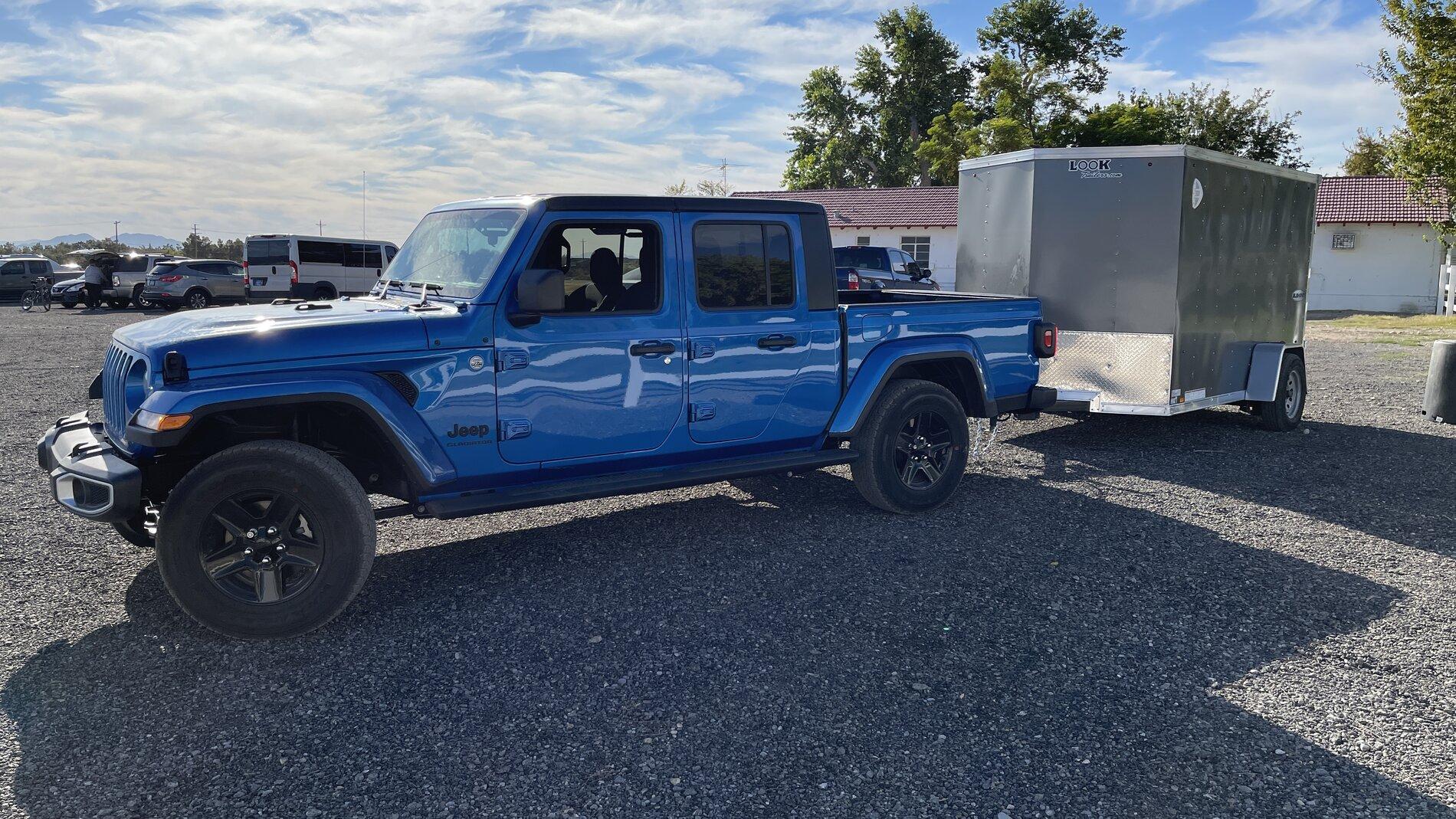 Jeep Gladiator So, what is everybody towing? 20211017_161535431_iOS