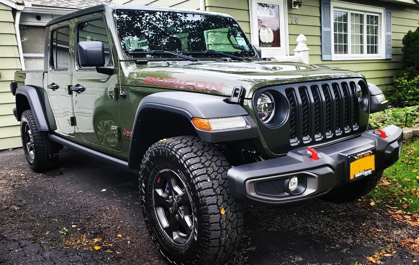 Jeep Gladiator Took Delivery of Your JT? Sign in Here! 245906799_10102676140171147_1103236689458484258_n