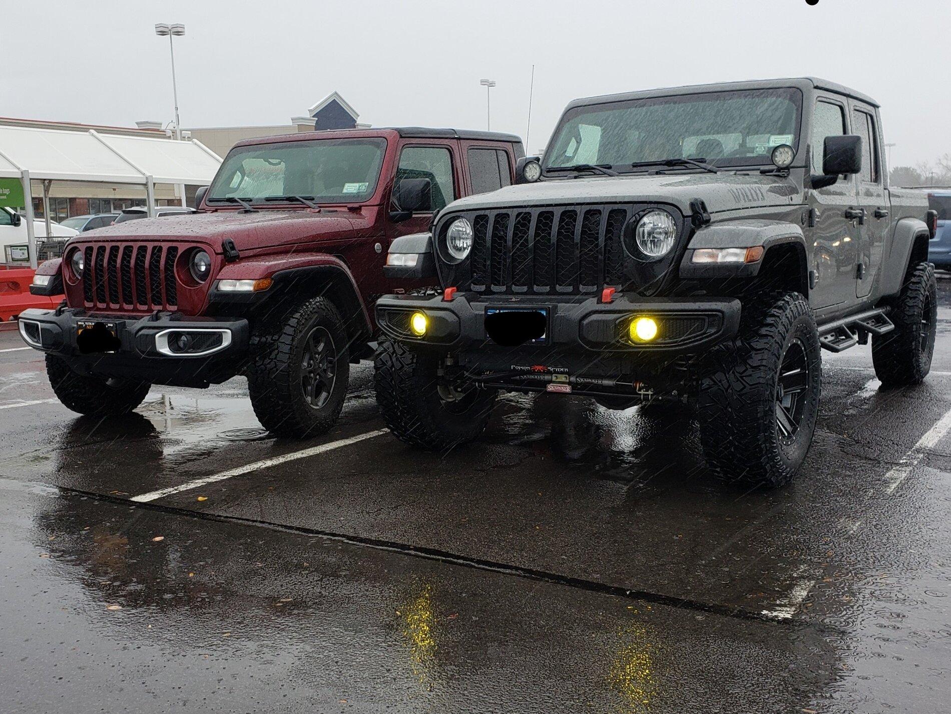 Jeep Gladiator Rough Country Lift Kits 20211017_134652_LI (2)