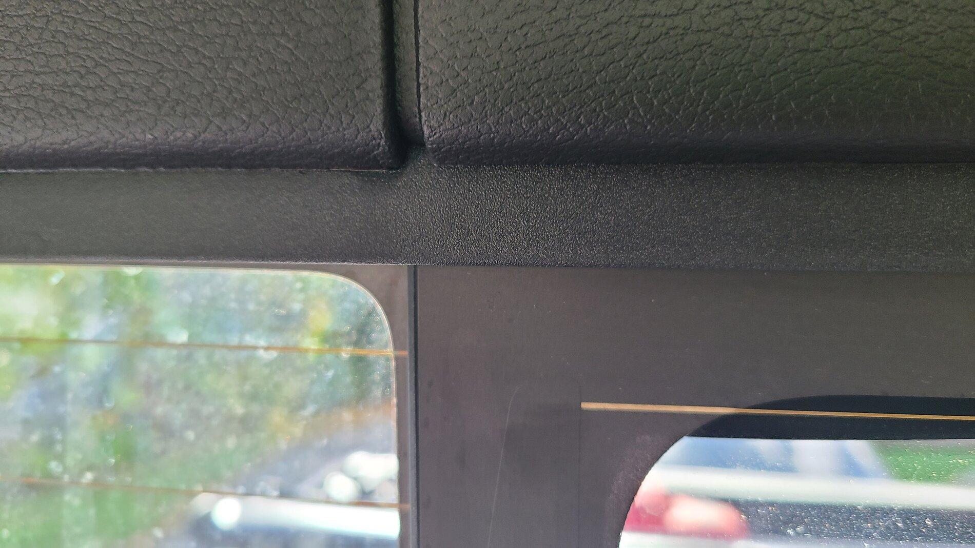 Jeep Gladiator Water trapped in hard top ?? Swishing water noise 20211017_111138