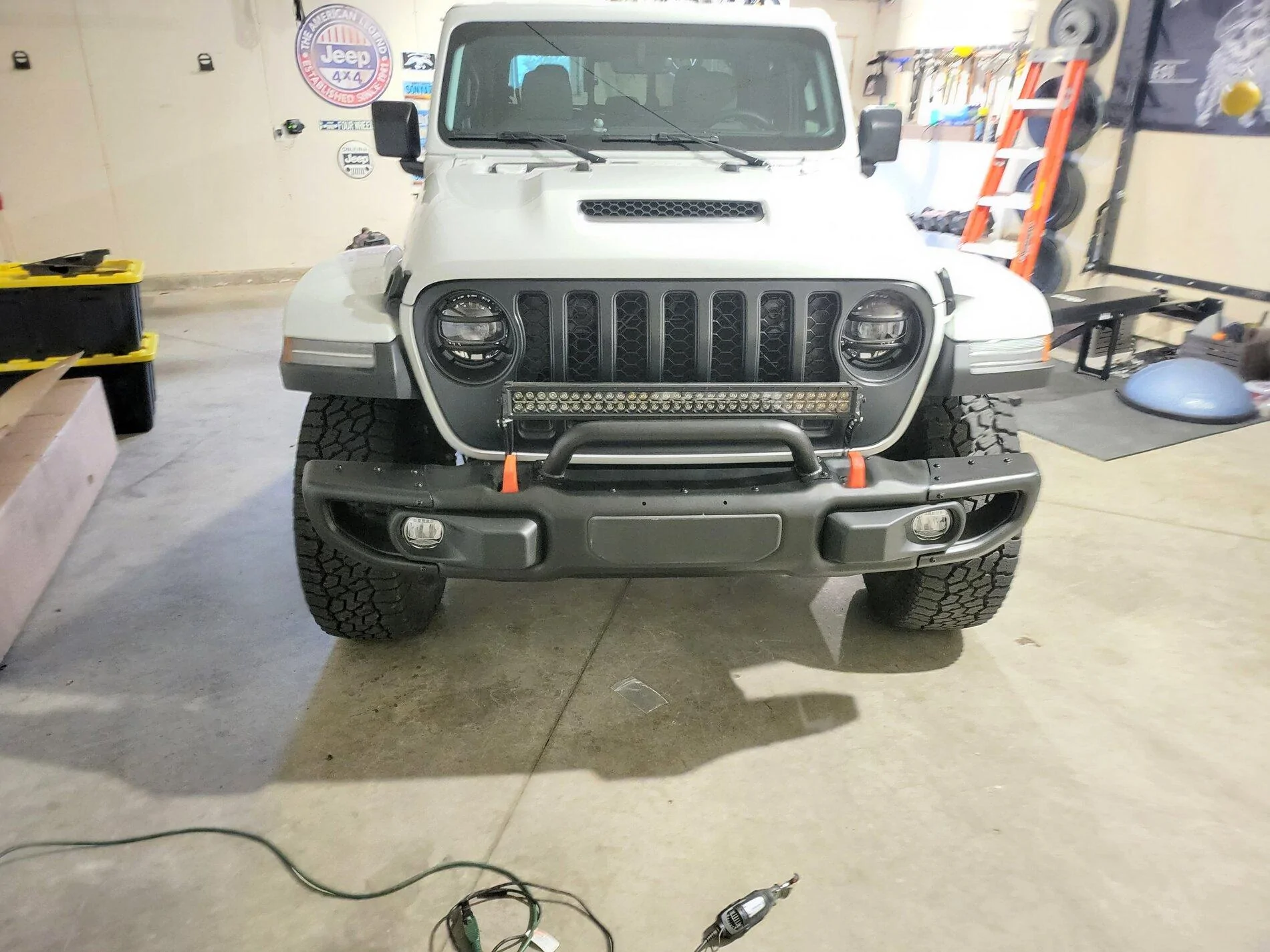 Jeep Gladiator Swapping the Mojave plastic bumper with the Mopar steel bumper 20211019_173522