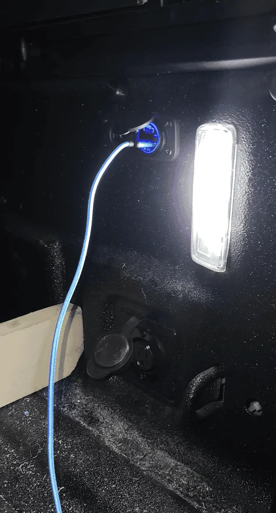 Jeep Gladiator 1500 watt 110 volt in the bed 5