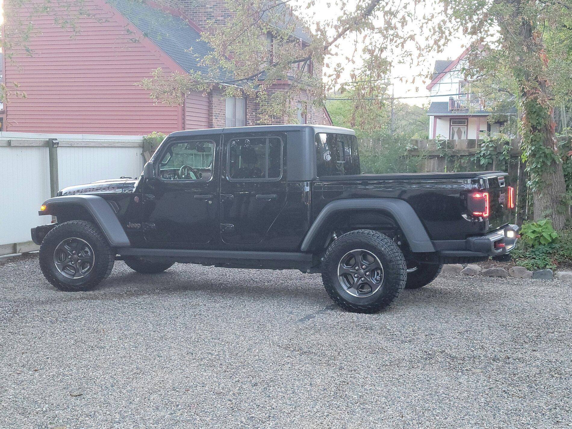 Jeep Gladiator BLACK Gladiator JT Club 20211019_221347