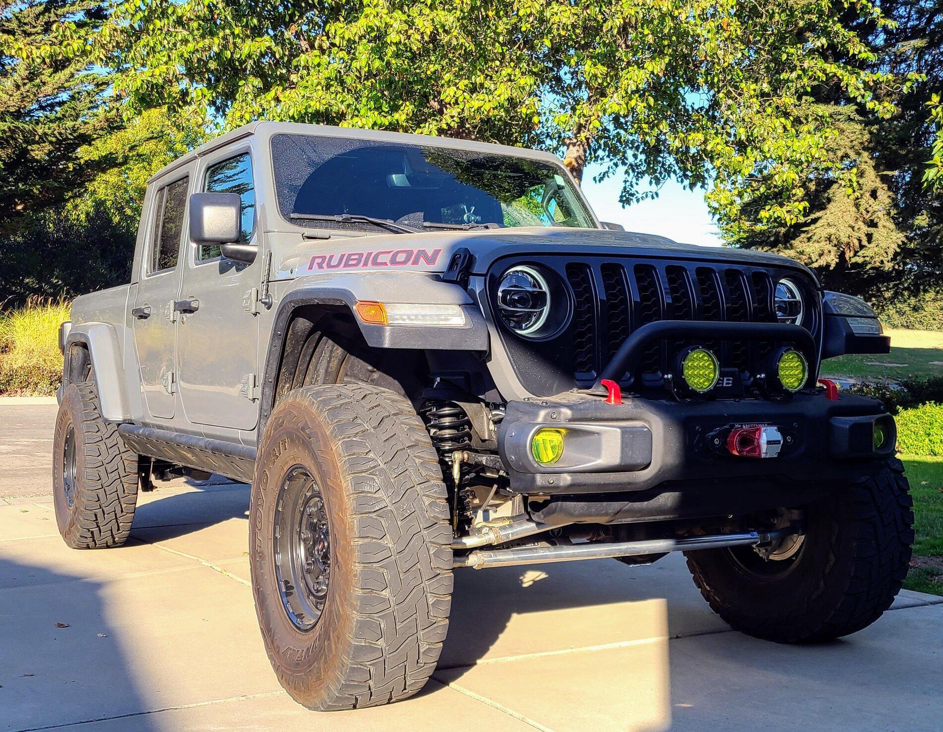 Jeep Gladiator Lets see all those Gladiators with lifts and bigger tires! 20211015_164417~2