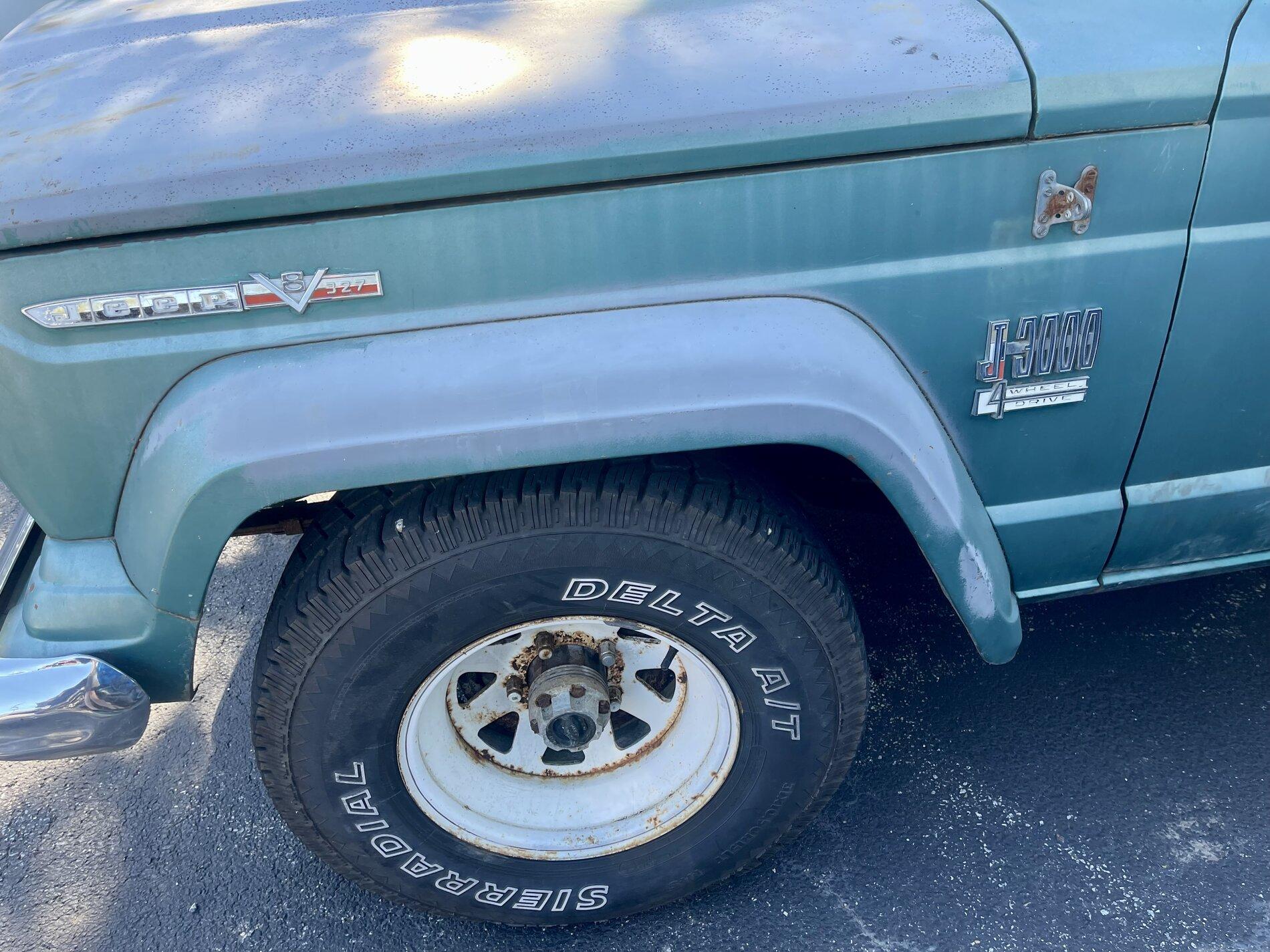 Jeep Gladiator Jeeps Parking Next To Jeeps 1634756286785