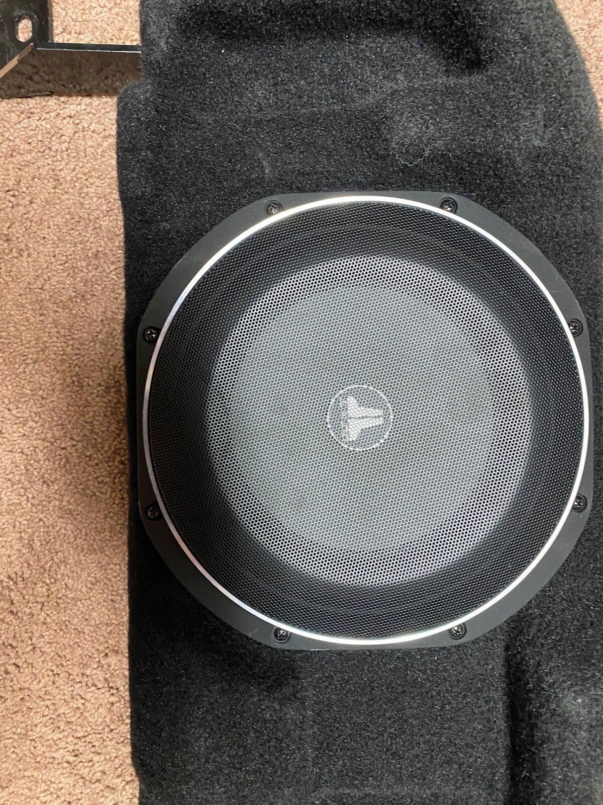 Jeep Gladiator JL Audio Stealth box for 2020-2022 Gladiator for sale!!  explosive with crisp sound Retails for $1200 asking $1000 IMG_2085 (1)