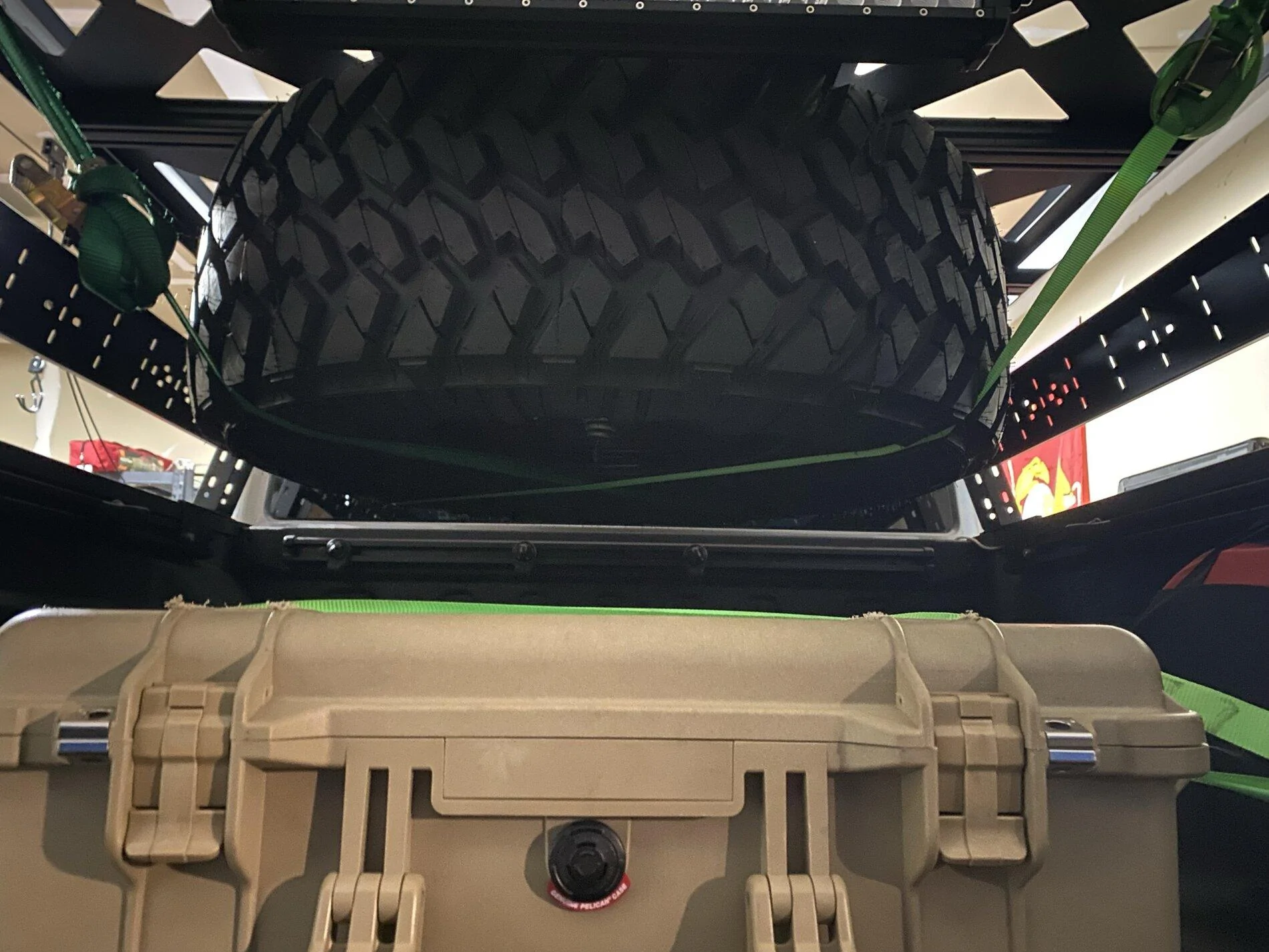 Jeep Gladiator 37” Nittos on KMC beadlocks 1A75AE2F-5CD2-4ECE-96E3-E5A68C565370