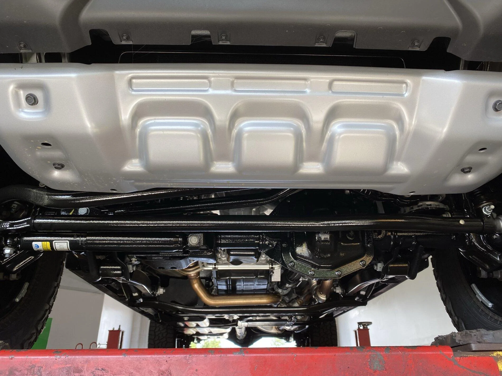 Jeep Gladiator Undercoating 6B7C9B05-045A-4083-8BD2-E7C79323F2DB
