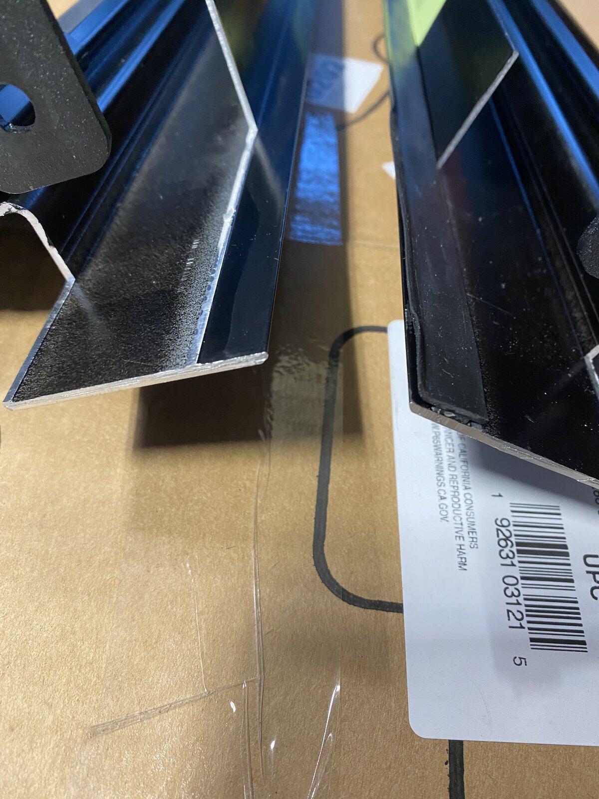 Jeep Gladiator Rough Country Hard Low Profile Tonneau or Bakflip MX4?  Help me decide. 2C48B01A-BA27-4253-A521-78AC653D4B8D