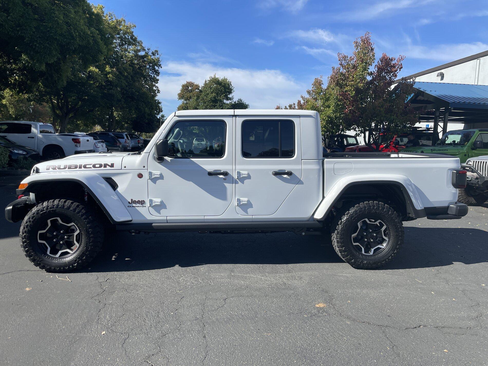 Jeep Gladiator Took Delivery of Your JT? Sign in Here! IMG_0795.JPG