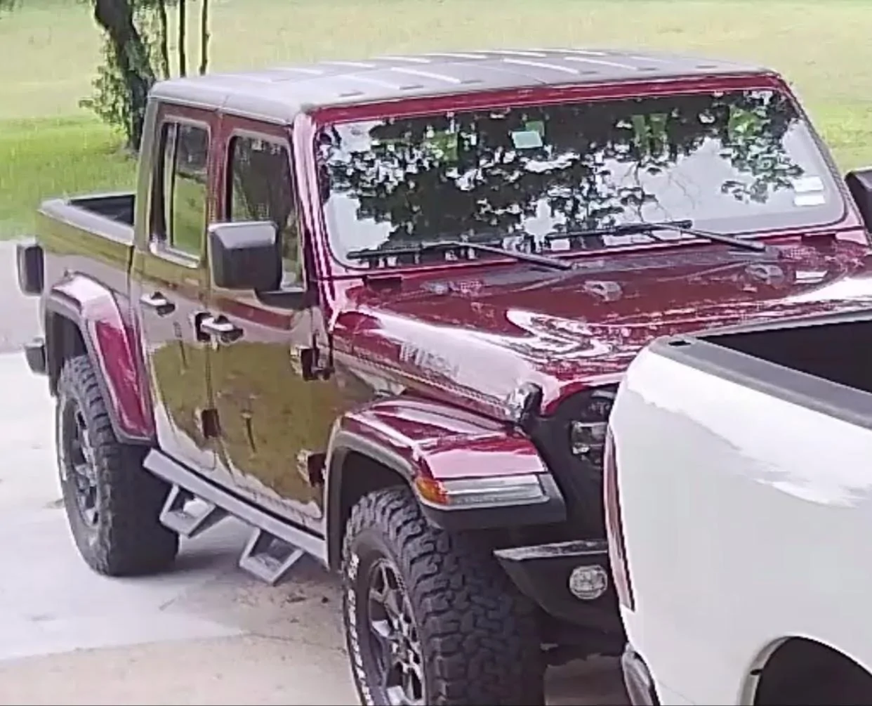 Jeep Gladiator Side steps/rails etc.   what are you all runnin ? 20211015_093958