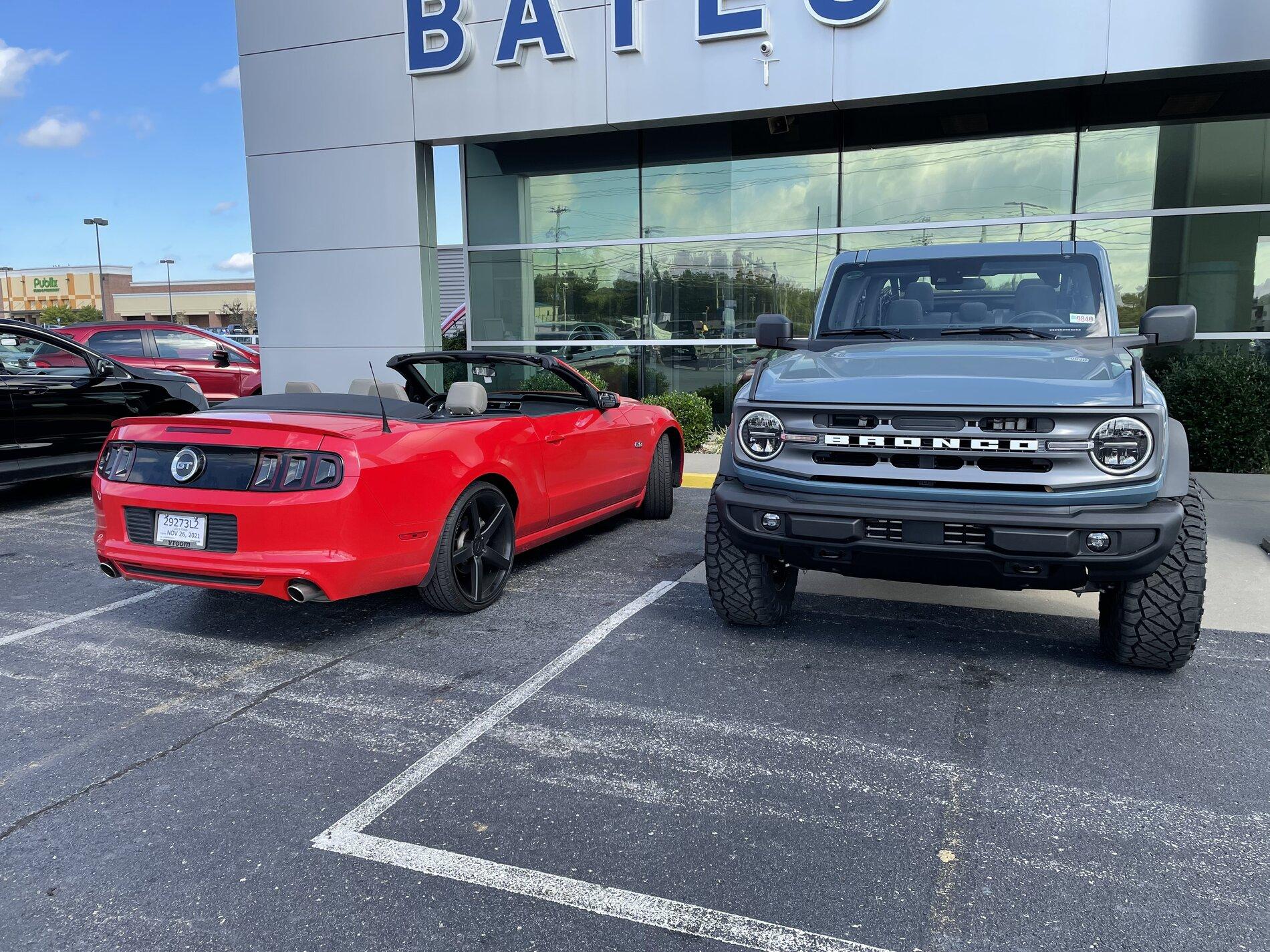 Jeep Gladiator Current opinion of the Bronco? EC84FD6B-769E-44C6-9F72-F208F59E30EB
