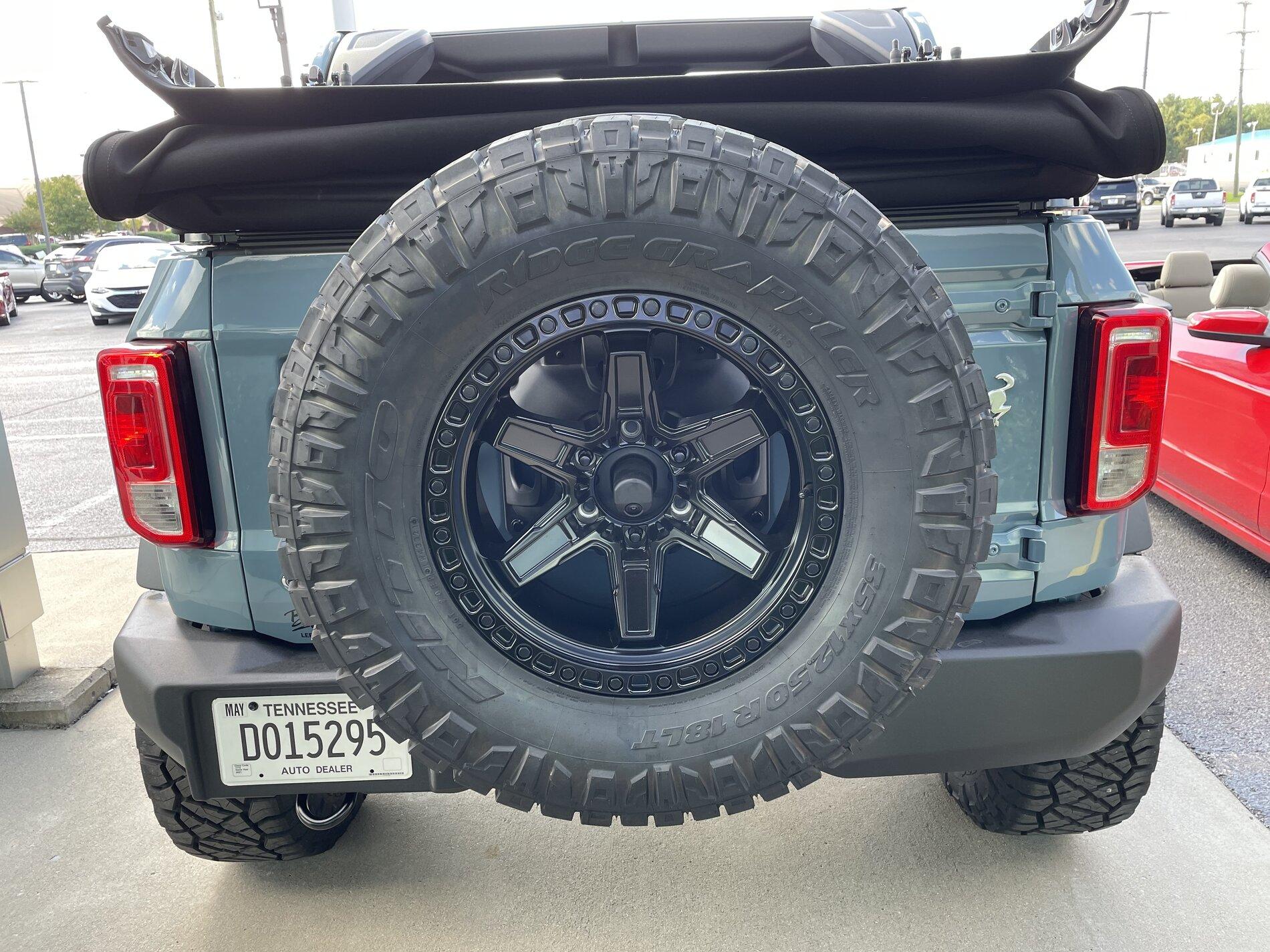Jeep Gladiator Current opinion of the Bronco? A51842B8-5886-42E3-B7B4-CEC35AD8274E