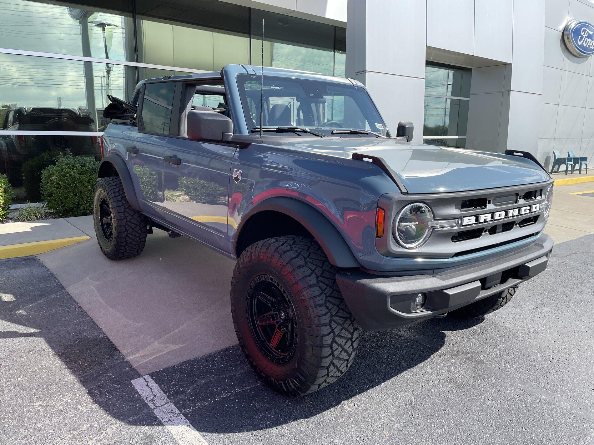 Jeep Gladiator Current opinion of the Bronco? 3F756264-65E4-4DB5-A4E0-7D44081AEC9C
