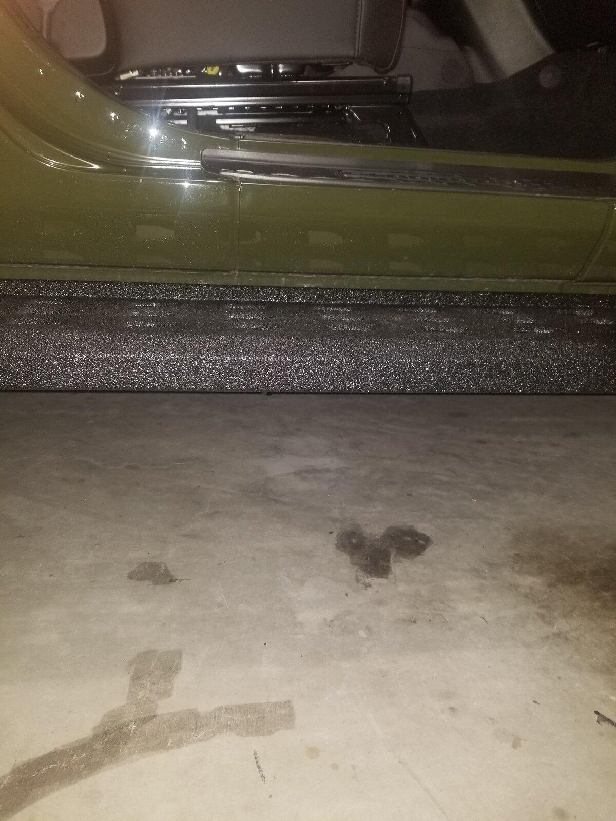 Jeep Gladiator Side steps/rails etc.   what are you all runnin ? 20211023_185043