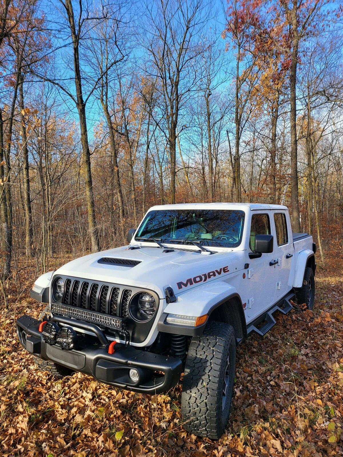Jeep Gladiator Is this OEM Mopar or a knock off rubicon steel bumper? 20211023_095824