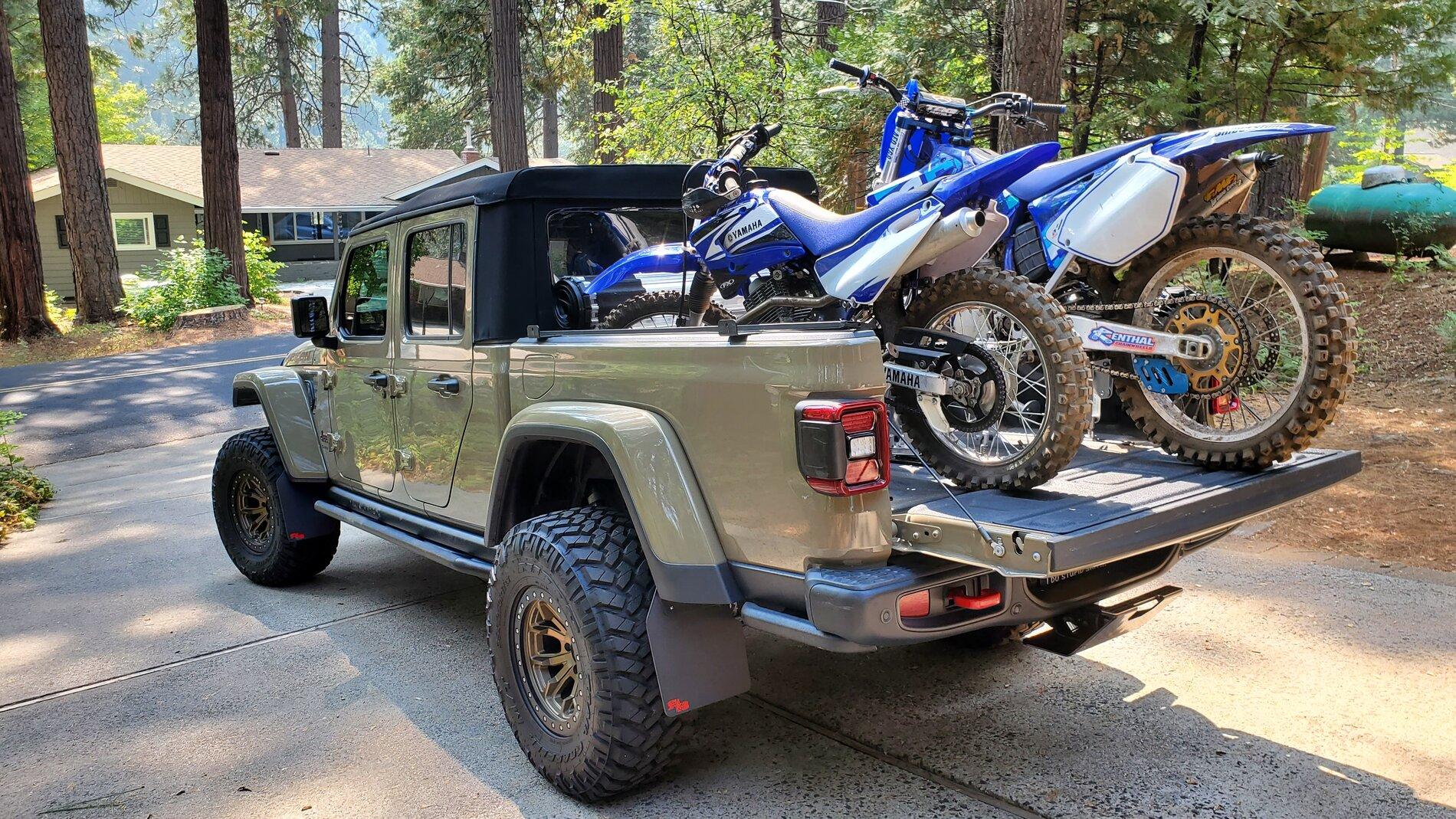 Jeep Gladiator Let's see pictures of dirt bikes or trials motorcycles loaded in the bed. 20210814_102623