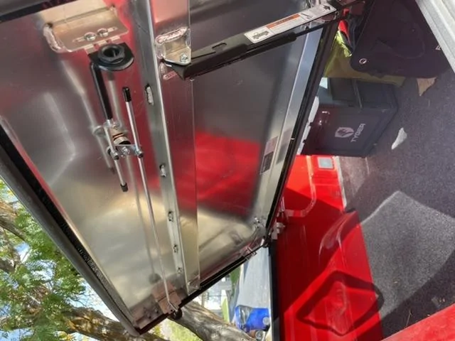 Jeep Gladiator Diamondback SE bed cover 44FC8B60-4380-4D3C-8882-7B67FF7C5958