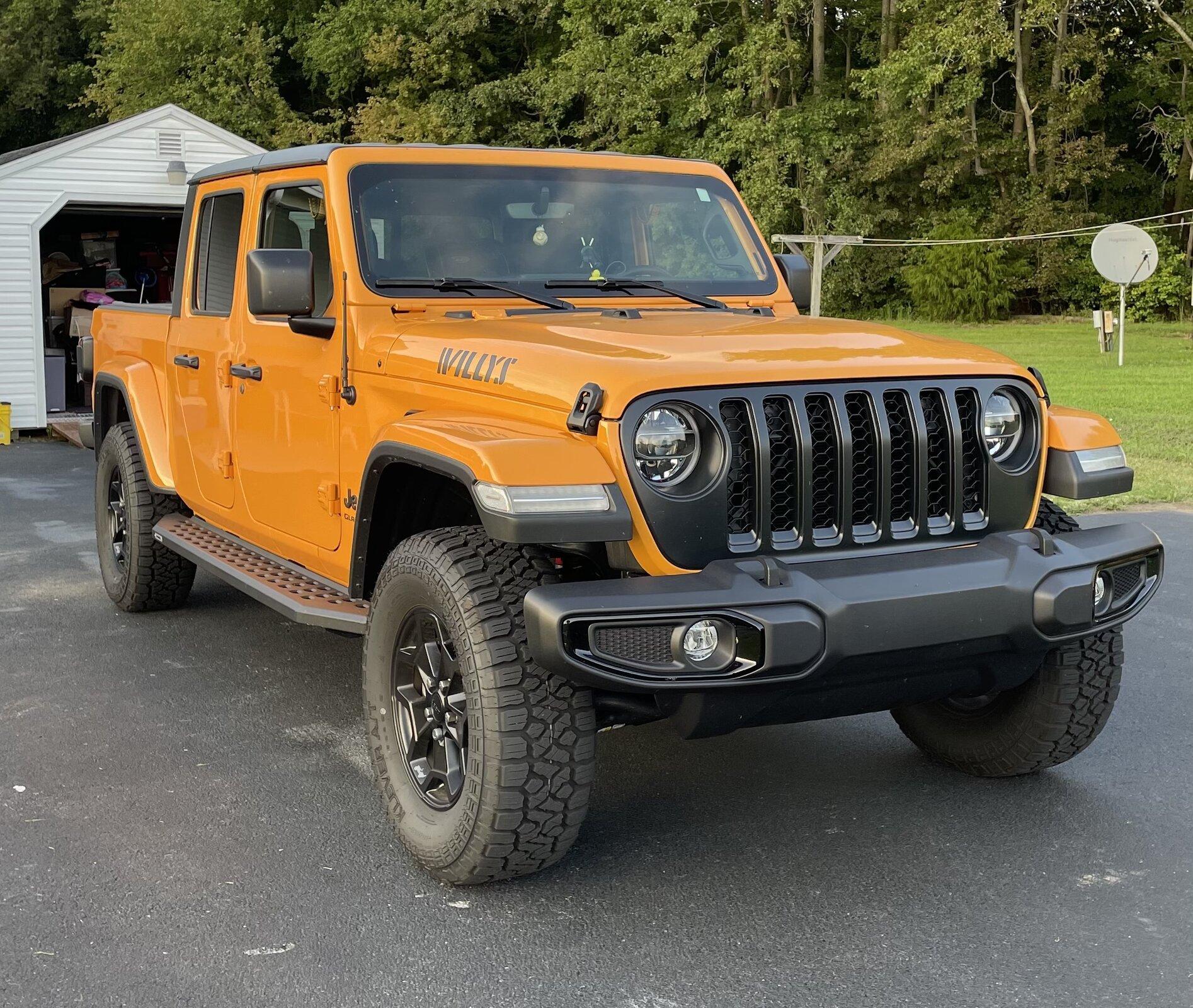 Jeep Gladiator Satin black grill F49835BA-5D9C-42CC-9E02-467A3375B76A
