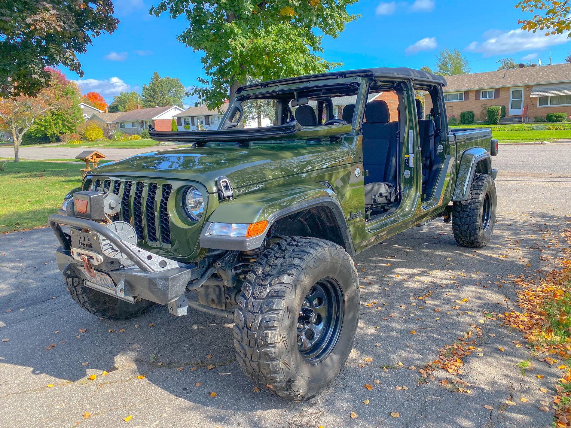 Jeep Gladiator Max Tow - Painted or black fenders?? F6E56496-807D-4A49-A62C-EE28B685FF09